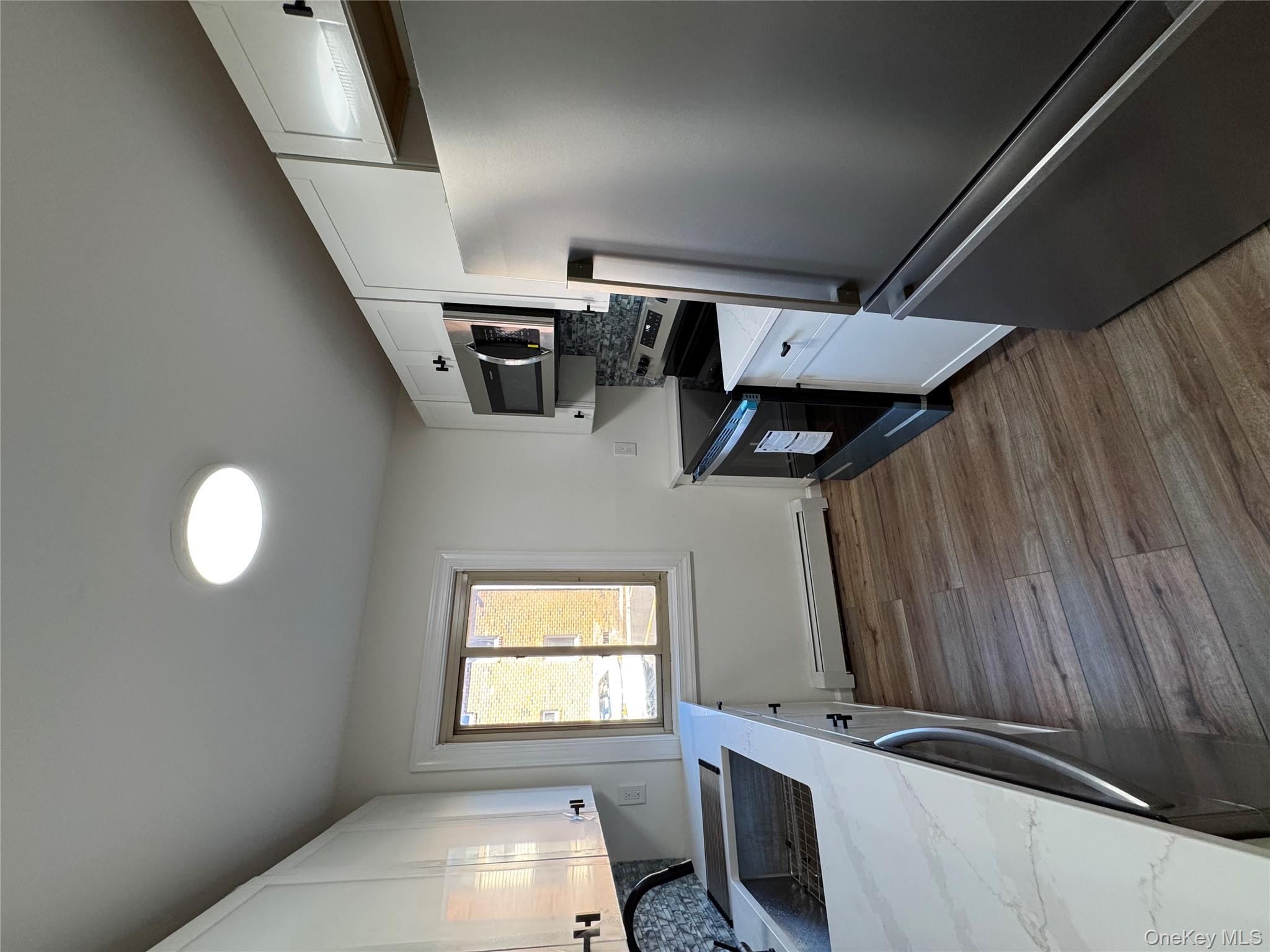 #8 photo, 2449I union Avenue, サフォーク郡 Islip , NY 11751