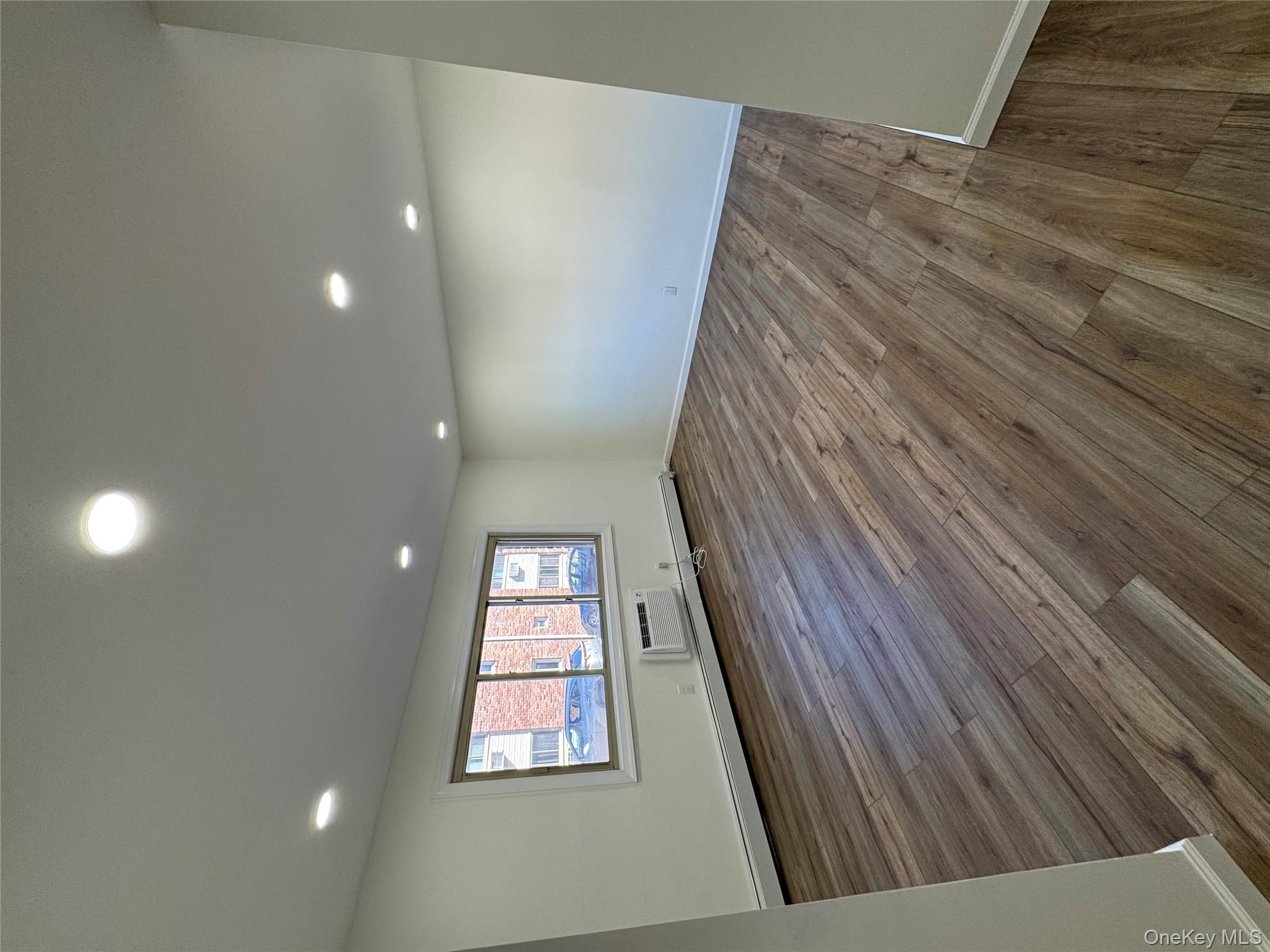 #9 photo, 2449I union Avenue, サフォーク郡 Islip , NY 11751