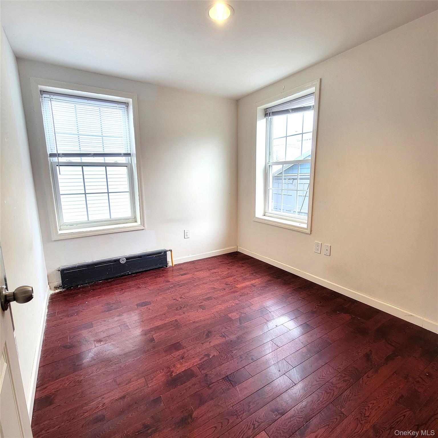 #14 photo, 39-73 64 Street, クイーンズ区 Woodside , NY 11377