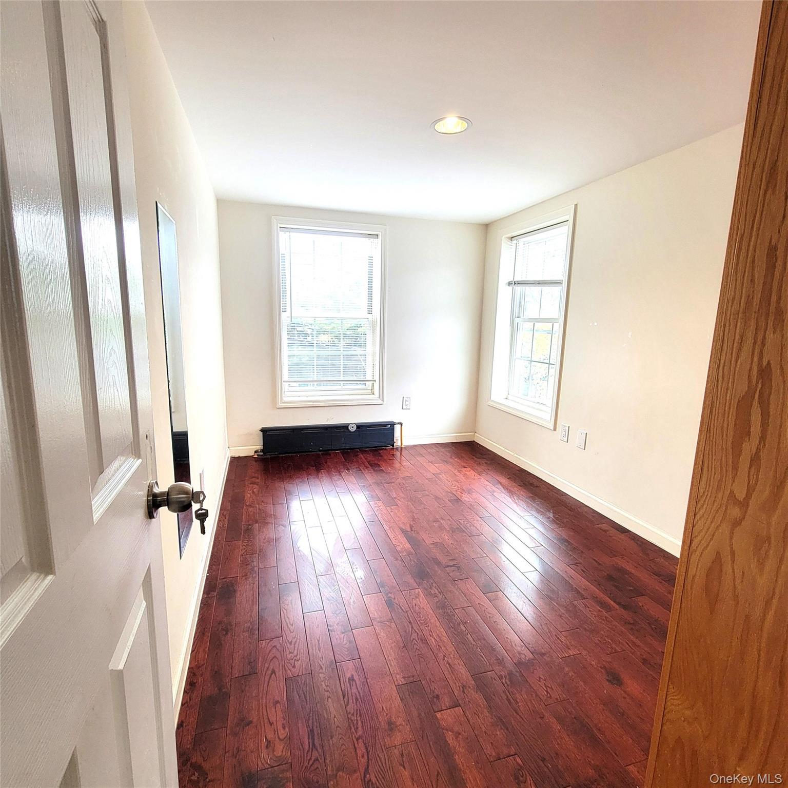 #20 photo, 39-73 64 Street, クイーンズ区 Woodside , NY 11377