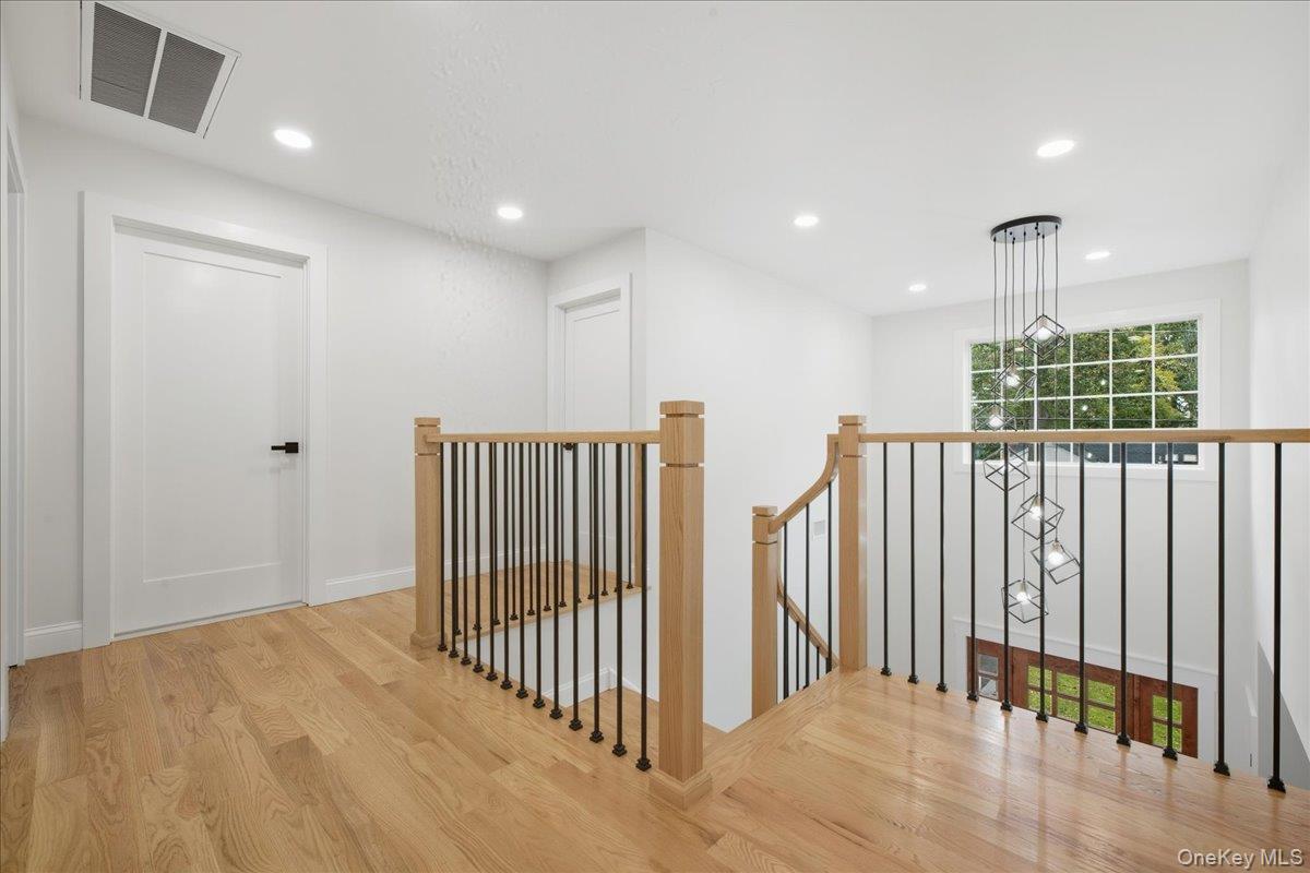 #18 photo, 1420 Poulson Street, ナッソー郡 Wantagh , NY 11793