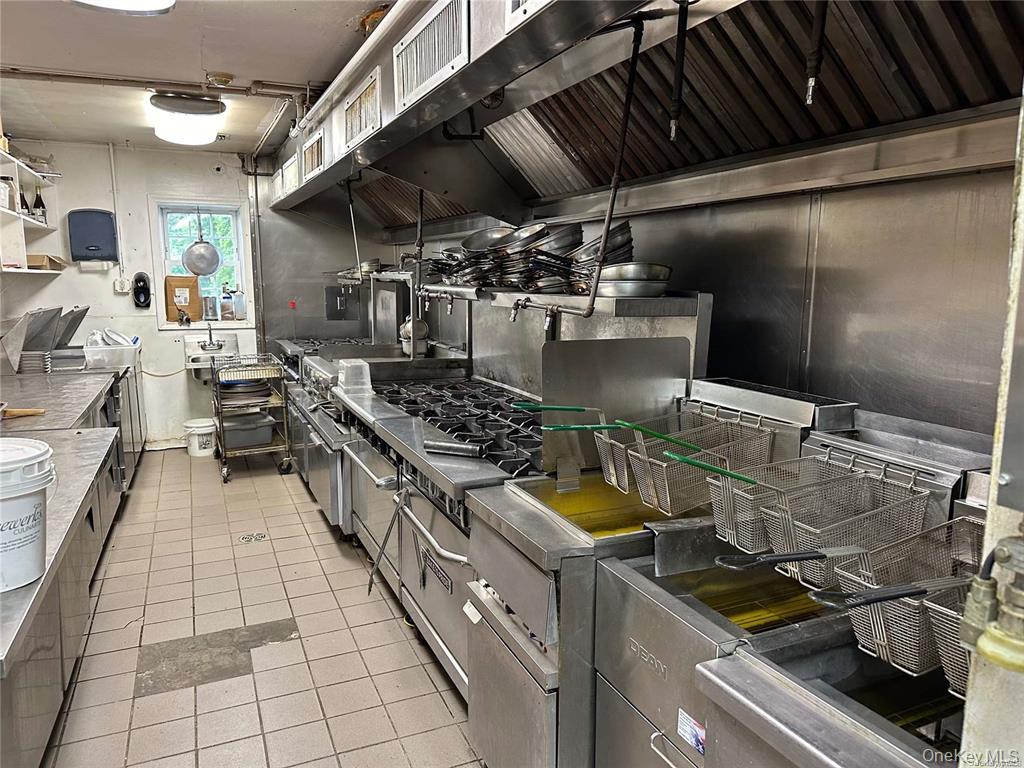 #17 photo, 3225 Sound Avenue, サフォーク郡 Riverhead , NY 11901