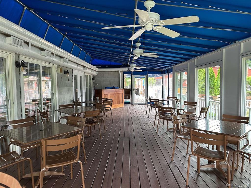 #18 photo, 3225 Sound Avenue, サフォーク郡 Riverhead , NY 11901