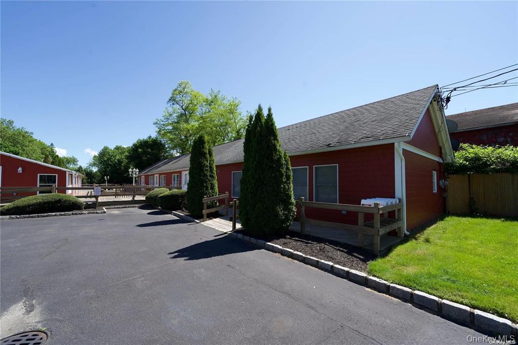 #5 photo, 3225 Sound Avenue, サフォーク郡 Riverhead , NY 11901