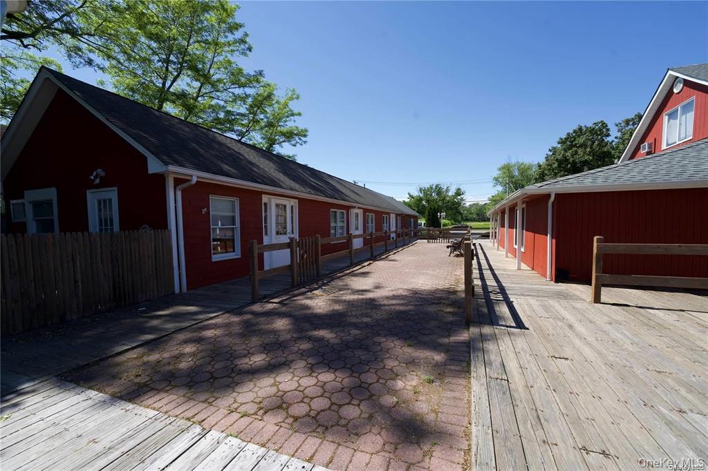 #7 photo, 3225 Sound Avenue, サフォーク郡 Riverhead , NY 11901