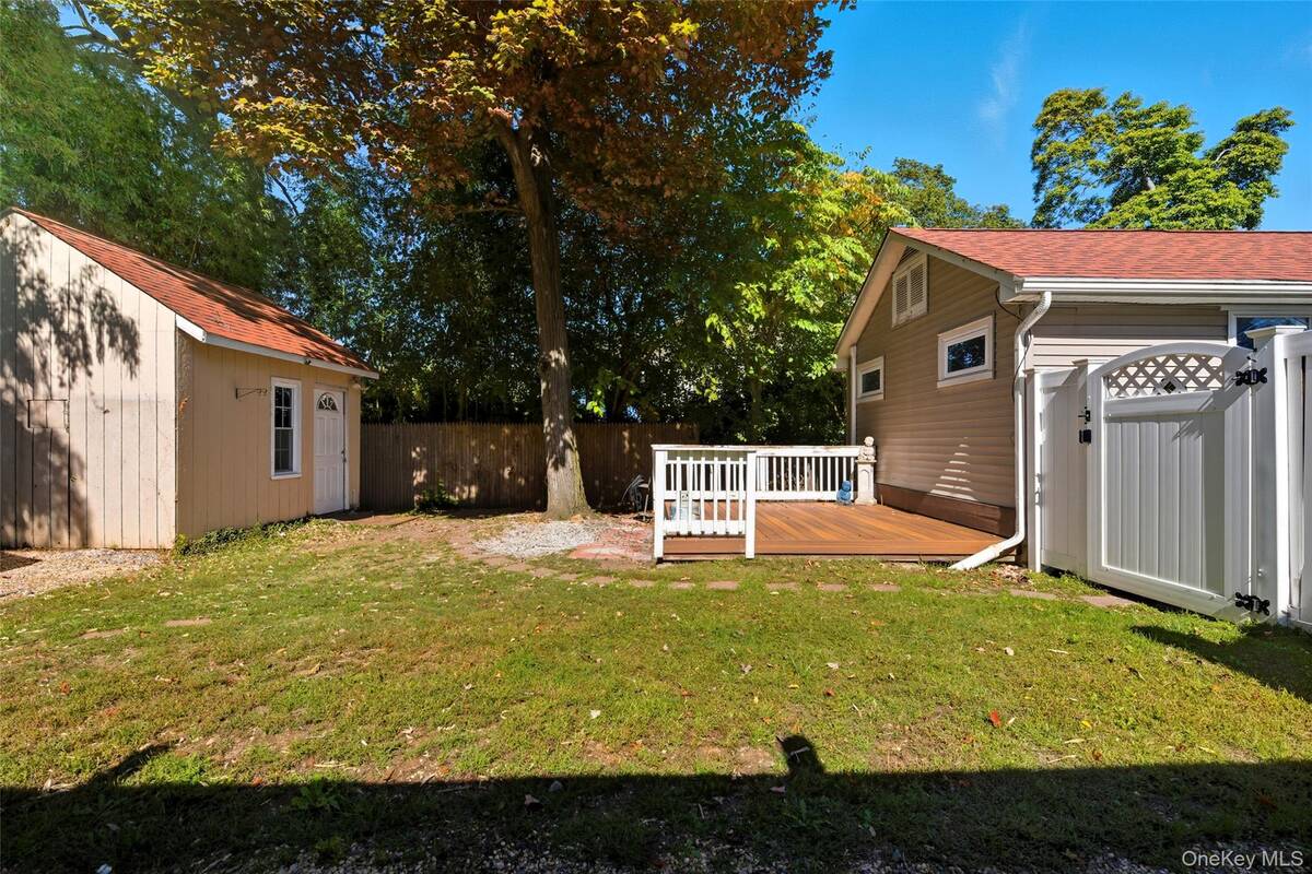 #16 photo, 28 Waterville Drive, サフォーク郡 Sound Beach , NY 11789