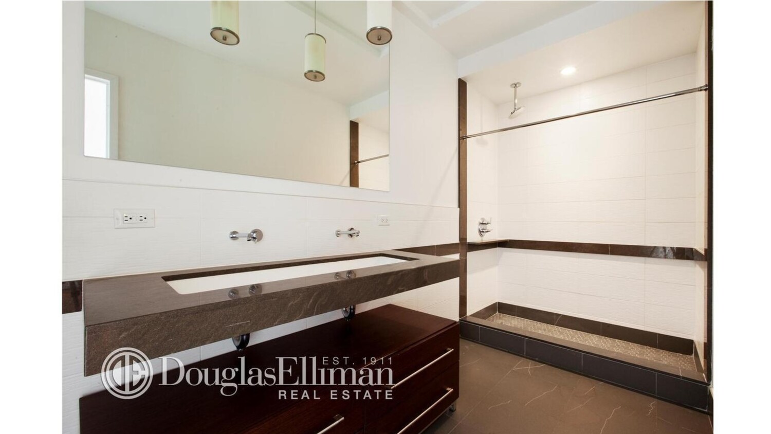 #6 photo, 41-17 CRESCENT Street, Long Island City , NY 11101