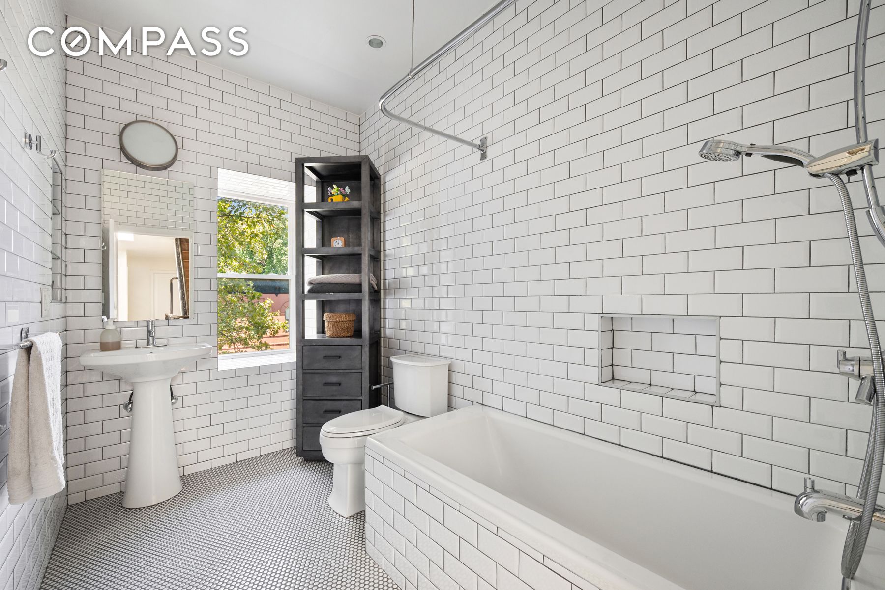 #12 photo, 827 Marcy Avenue, ブルックリン区 Bedford-Stuyvesant , NY 11216