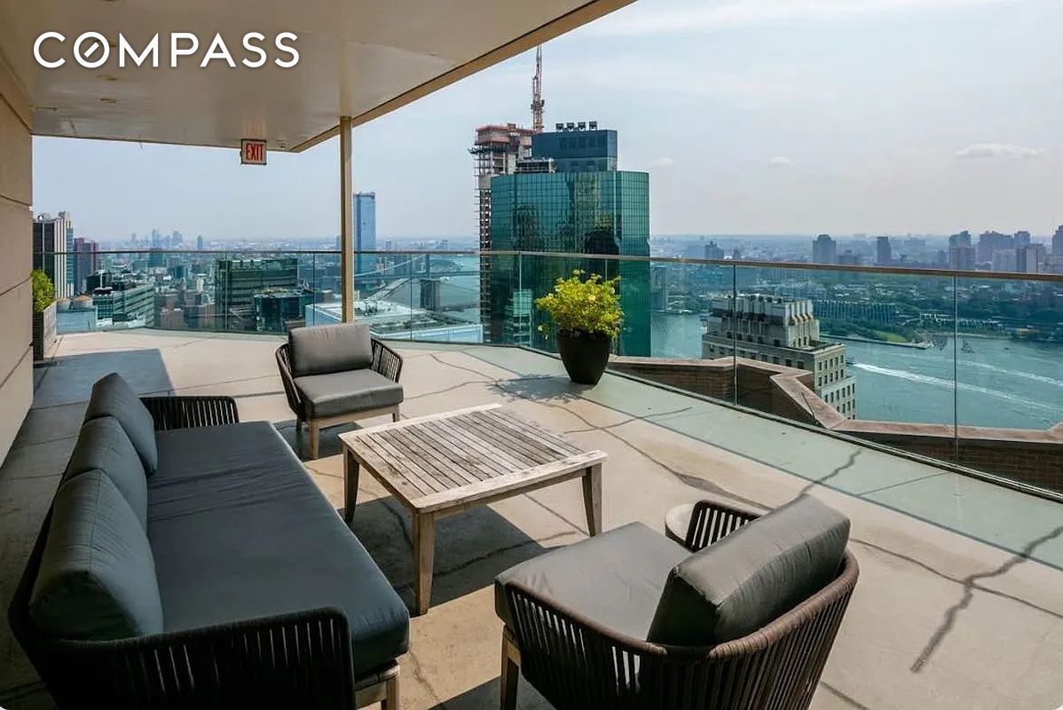 #18 photo, 75 Wall Street, マンハッタン Financial District , NY 10005