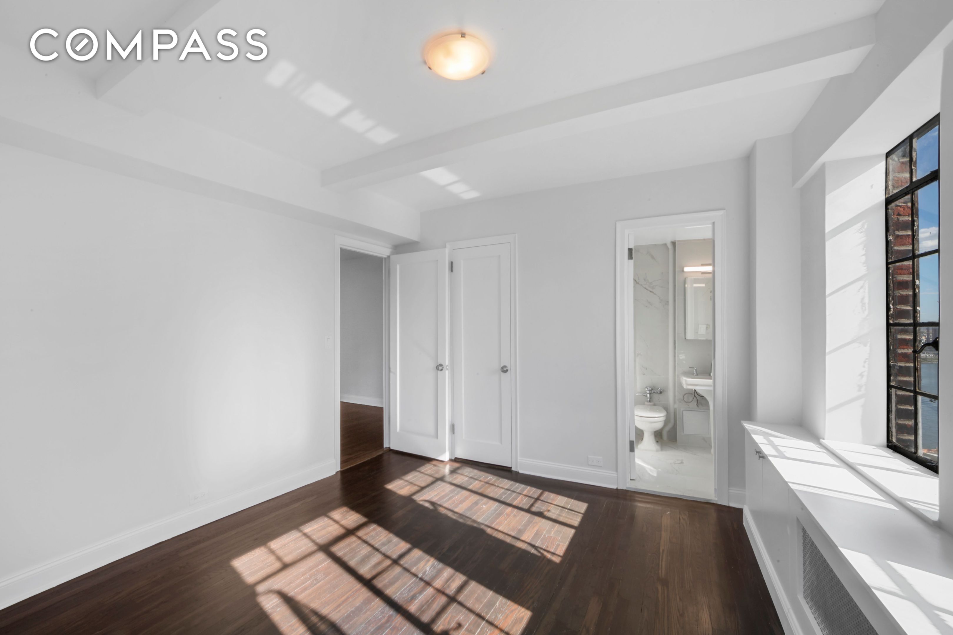 #8 photo, New York City, マンハッタン Midtown East , NY 10017