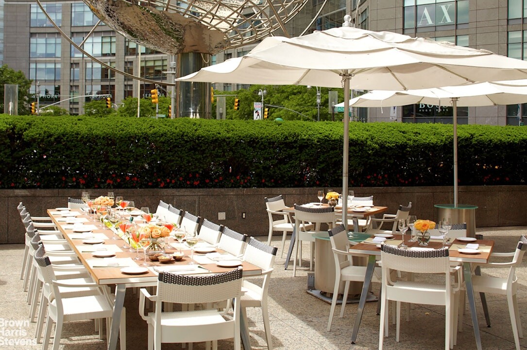 #19 photo, 1 CENTRAL Park W, マンハッタン Lincoln Square , NY 10023