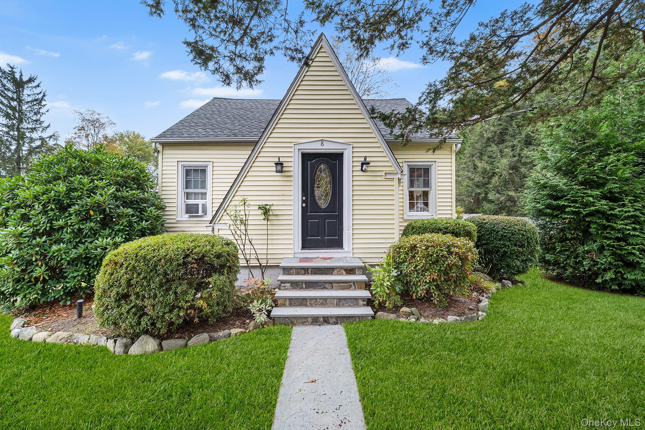 #2 photo, 8 Raymond Drive, Carmel , NY 10512