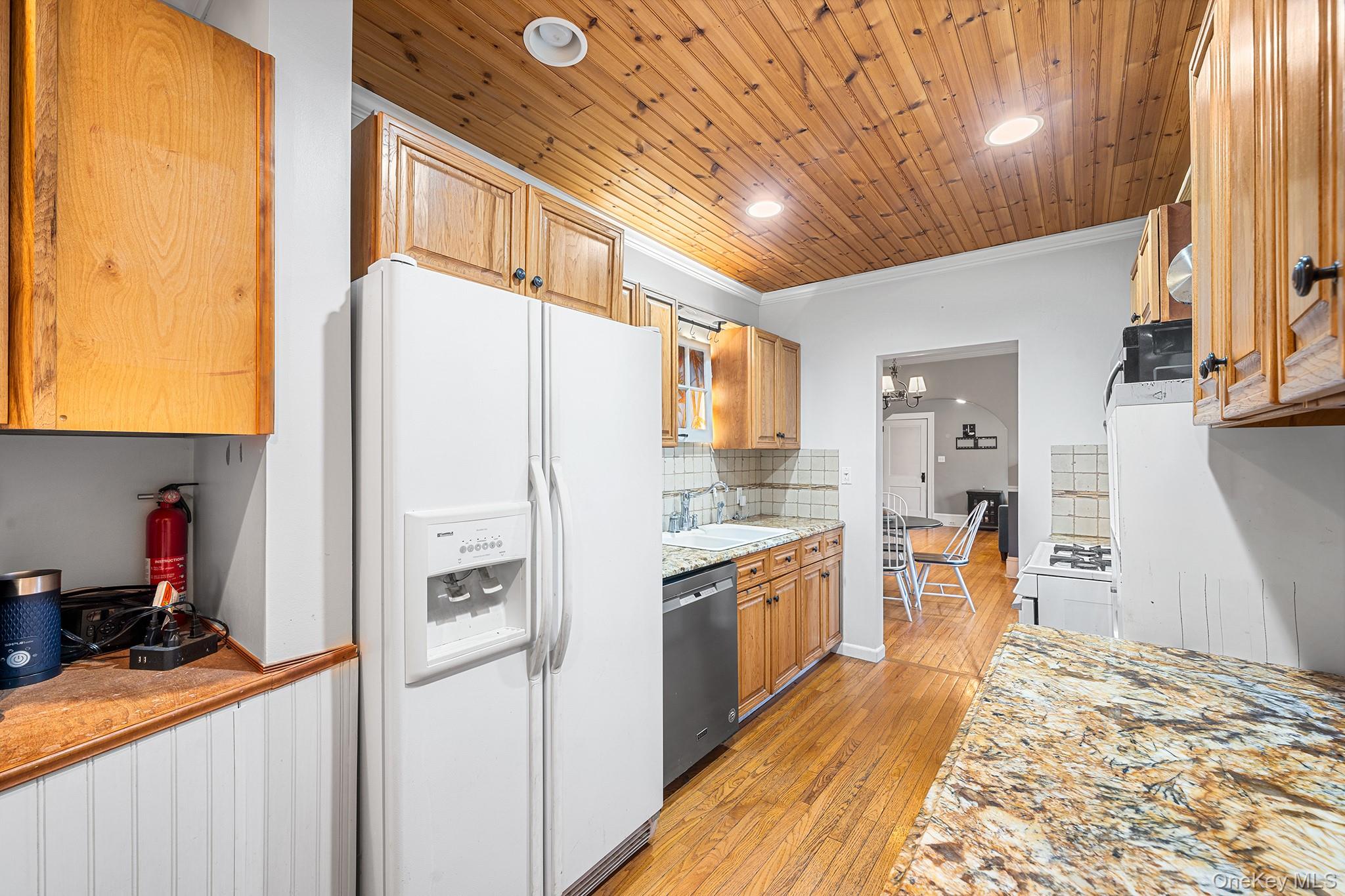 #5 photo, 8 Raymond Drive, Carmel , NY 10512