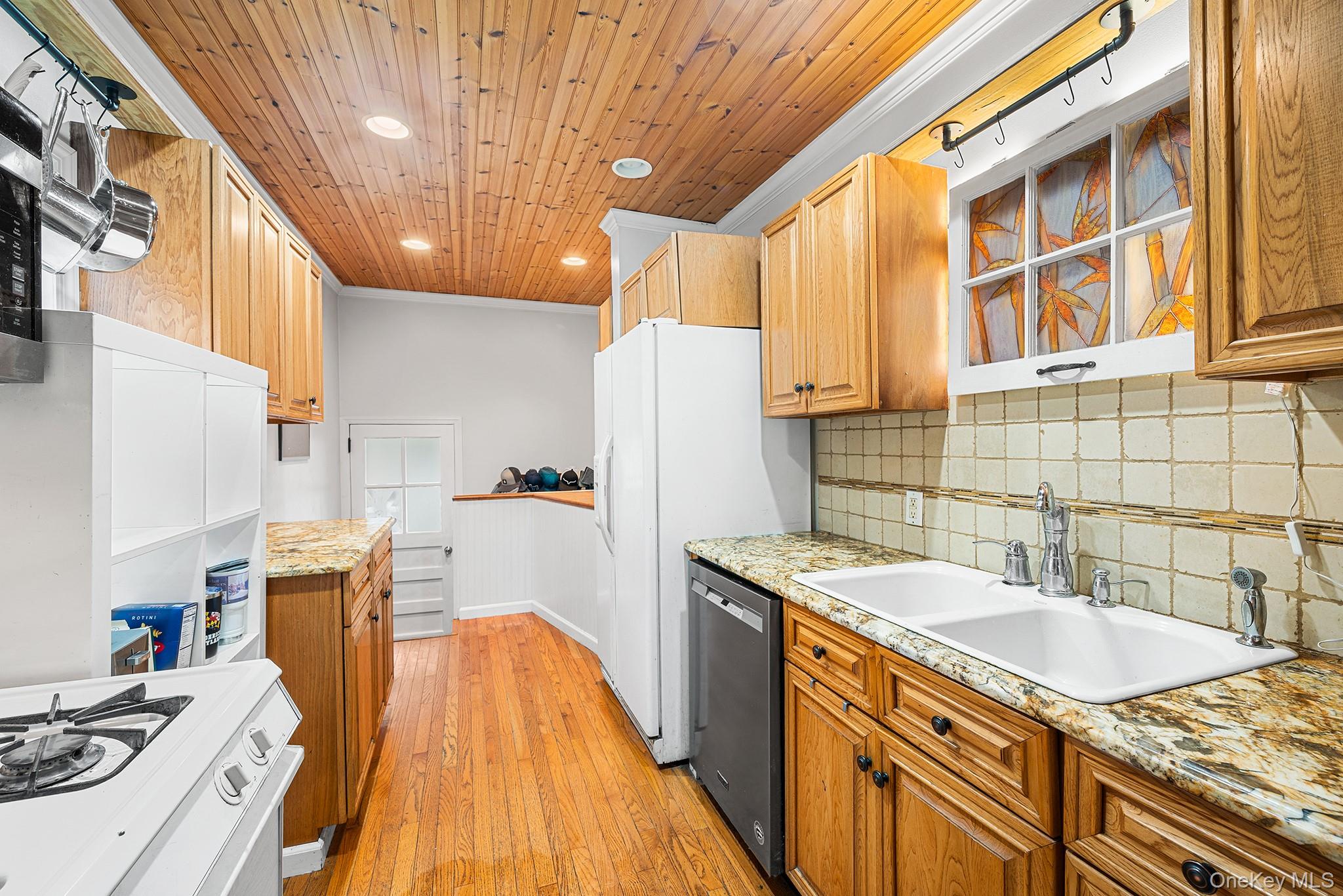 #6 photo, 8 Raymond Drive, Carmel , NY 10512