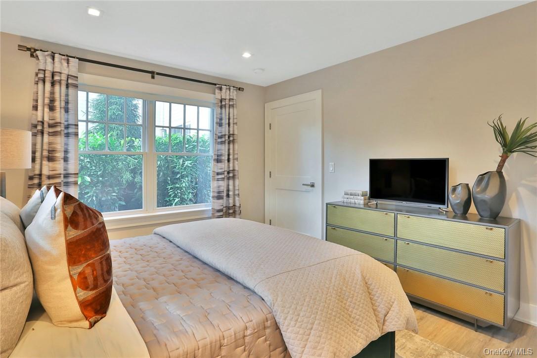 #13 photo, 470 Main Street, Armonk , NY 10504