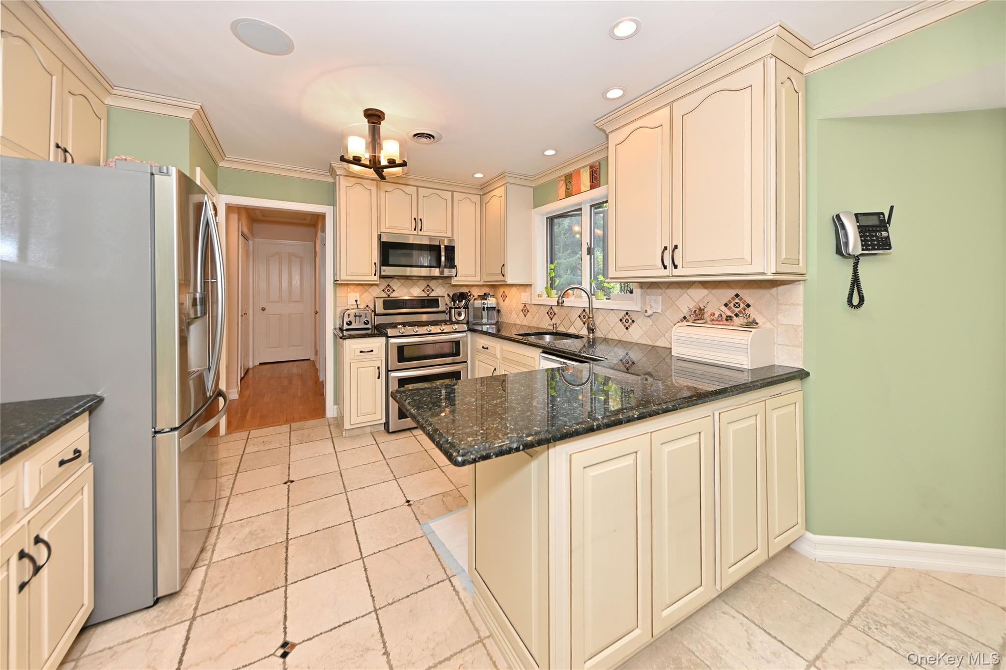 #18 photo, 191 Cherry Lane, Airmont , NY 10952