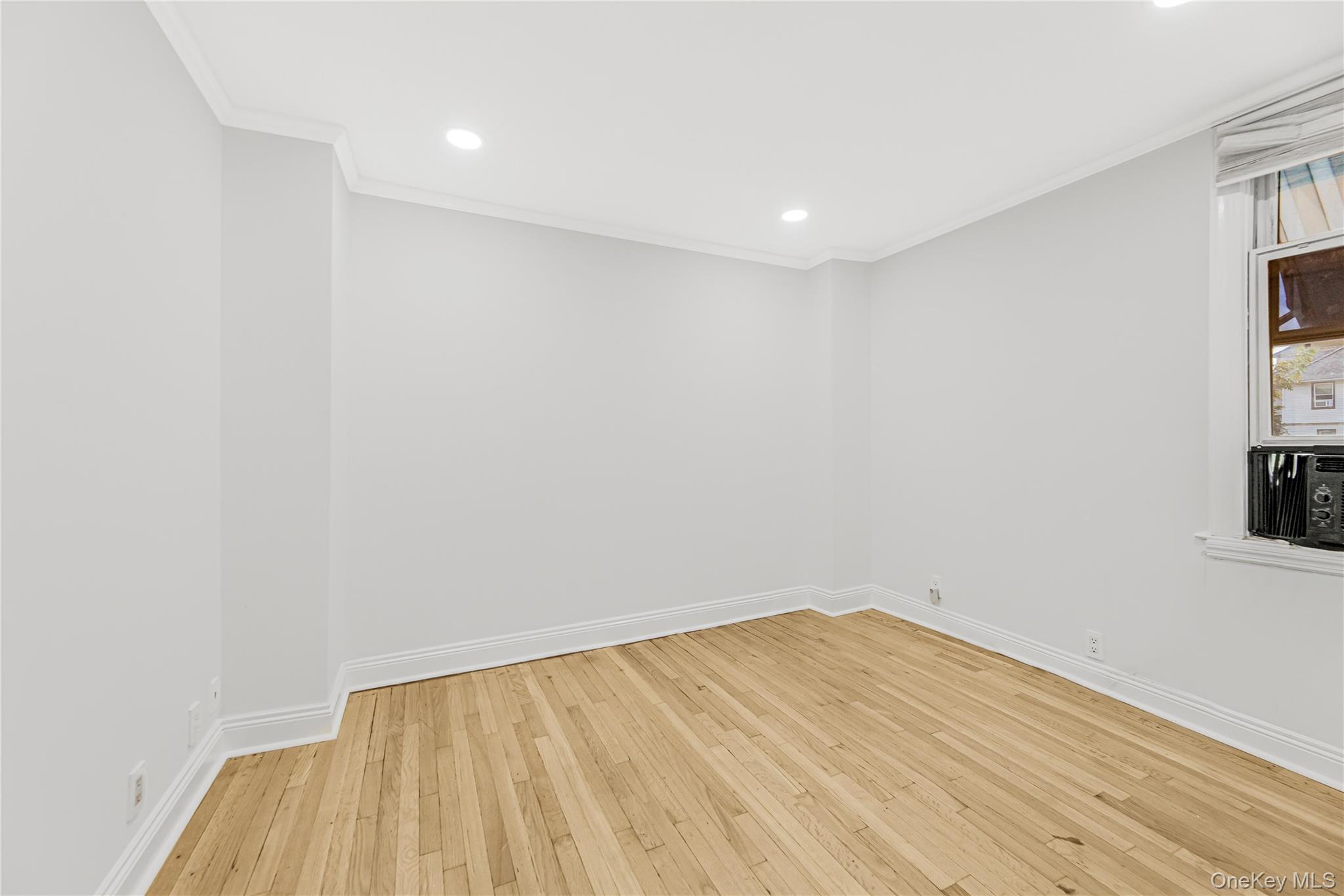 #12 photo, 238 Madison Avenue, Port Chester , NY 10573