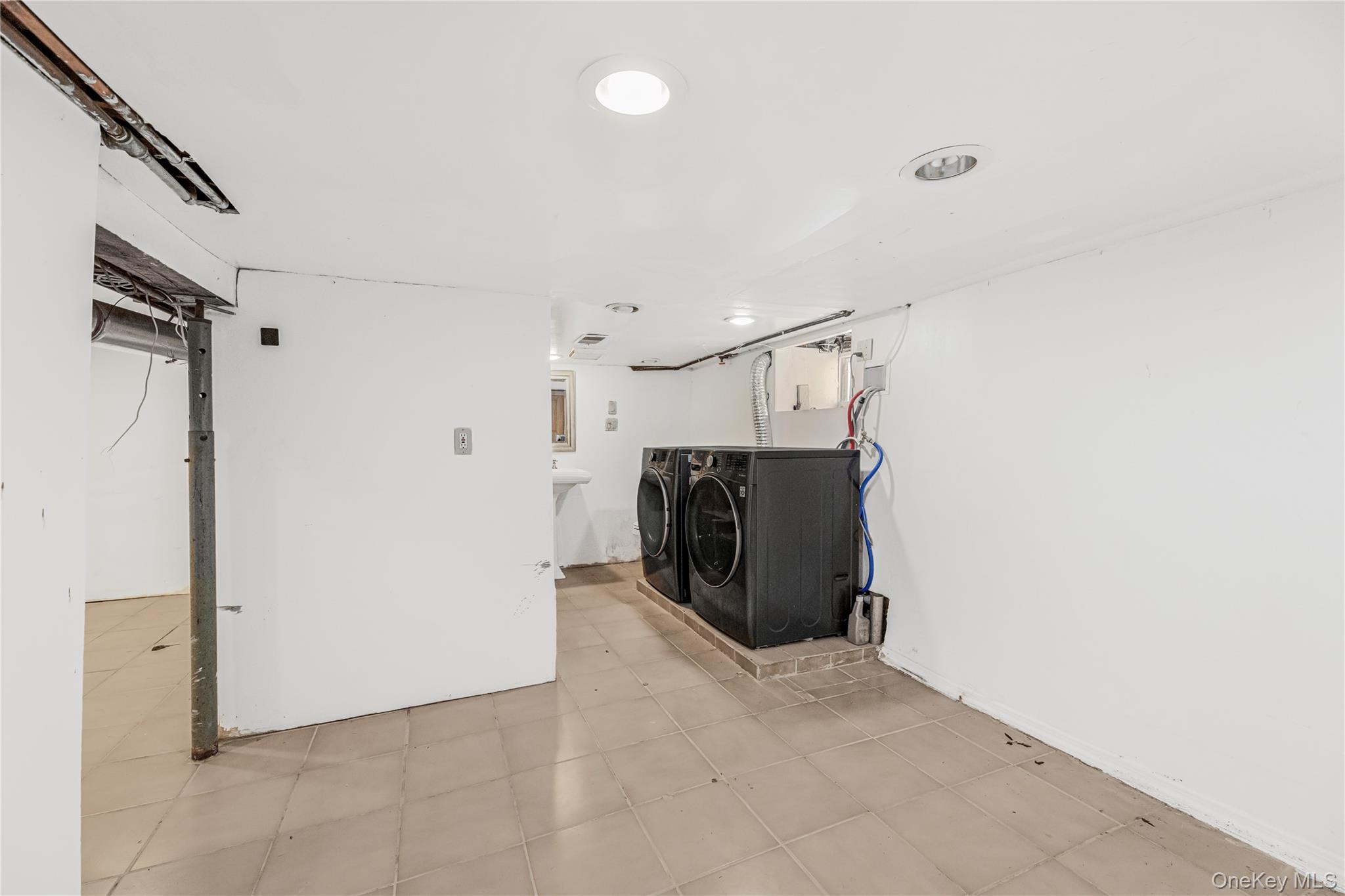 #16 photo, 238 Madison Avenue, Port Chester , NY 10573