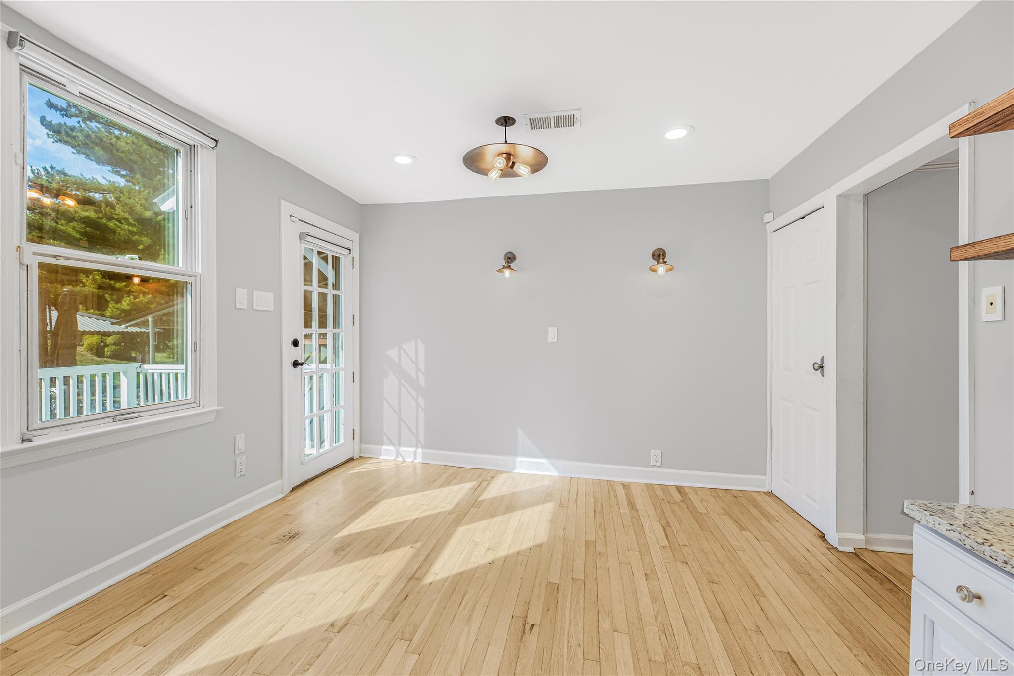 #8 photo, 238 Madison Avenue, Port Chester , NY 10573