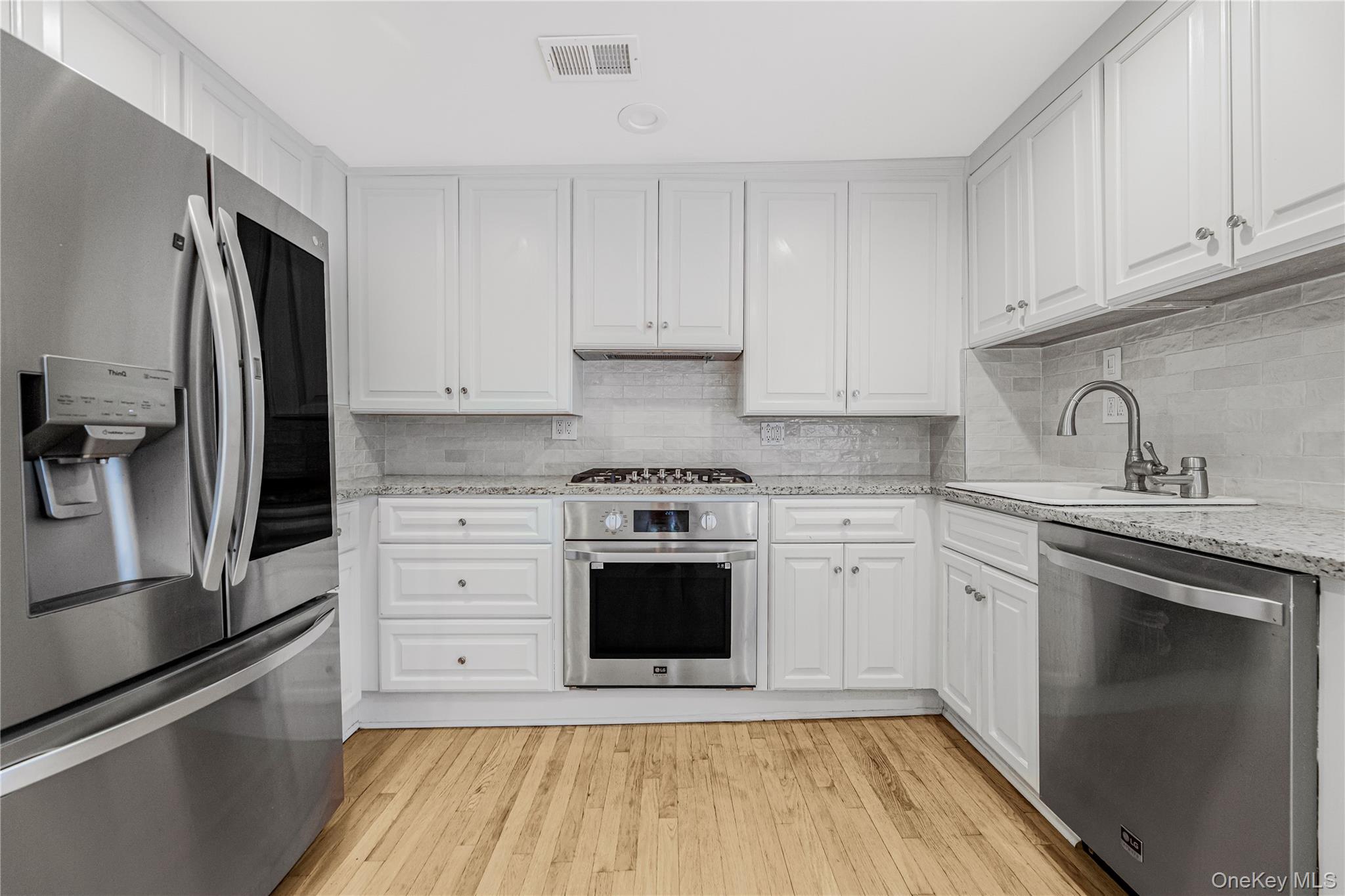 #9 photo, 238 Madison Avenue, Port Chester , NY 10573