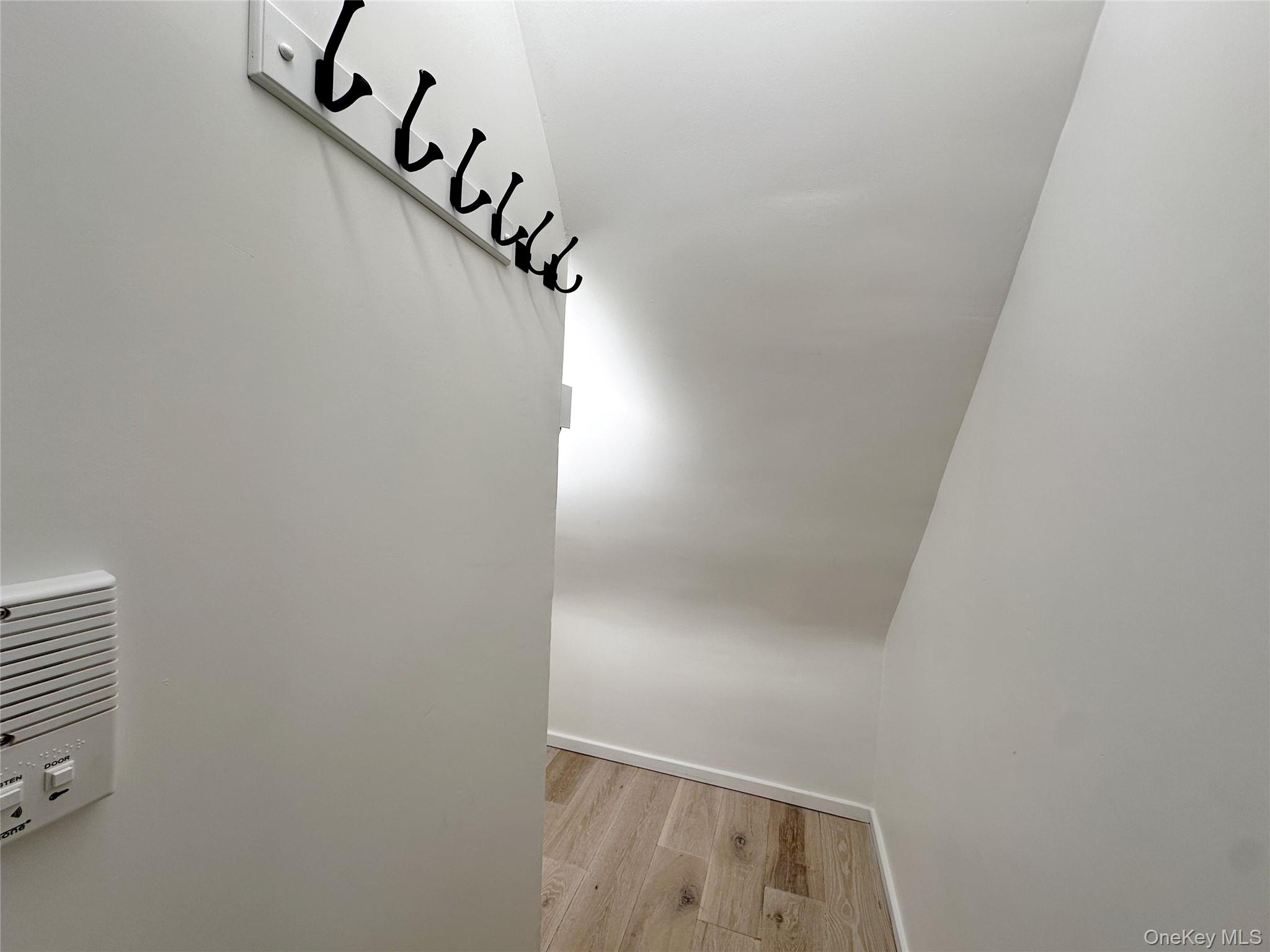 #20 photo, 5 Campus Place, Scarsdale , NY 10583