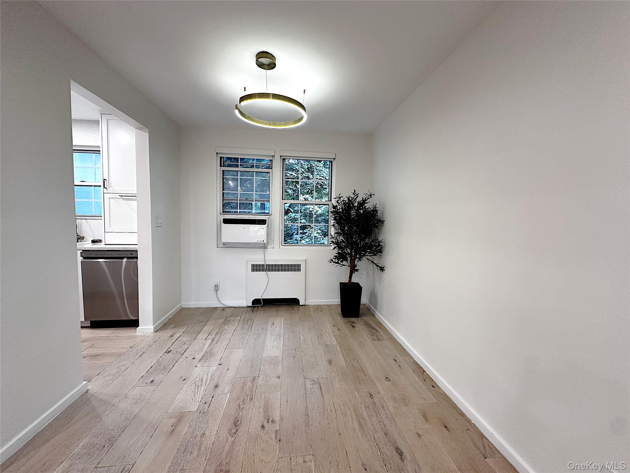 #5 photo, 5 Campus Place, Scarsdale , NY 10583