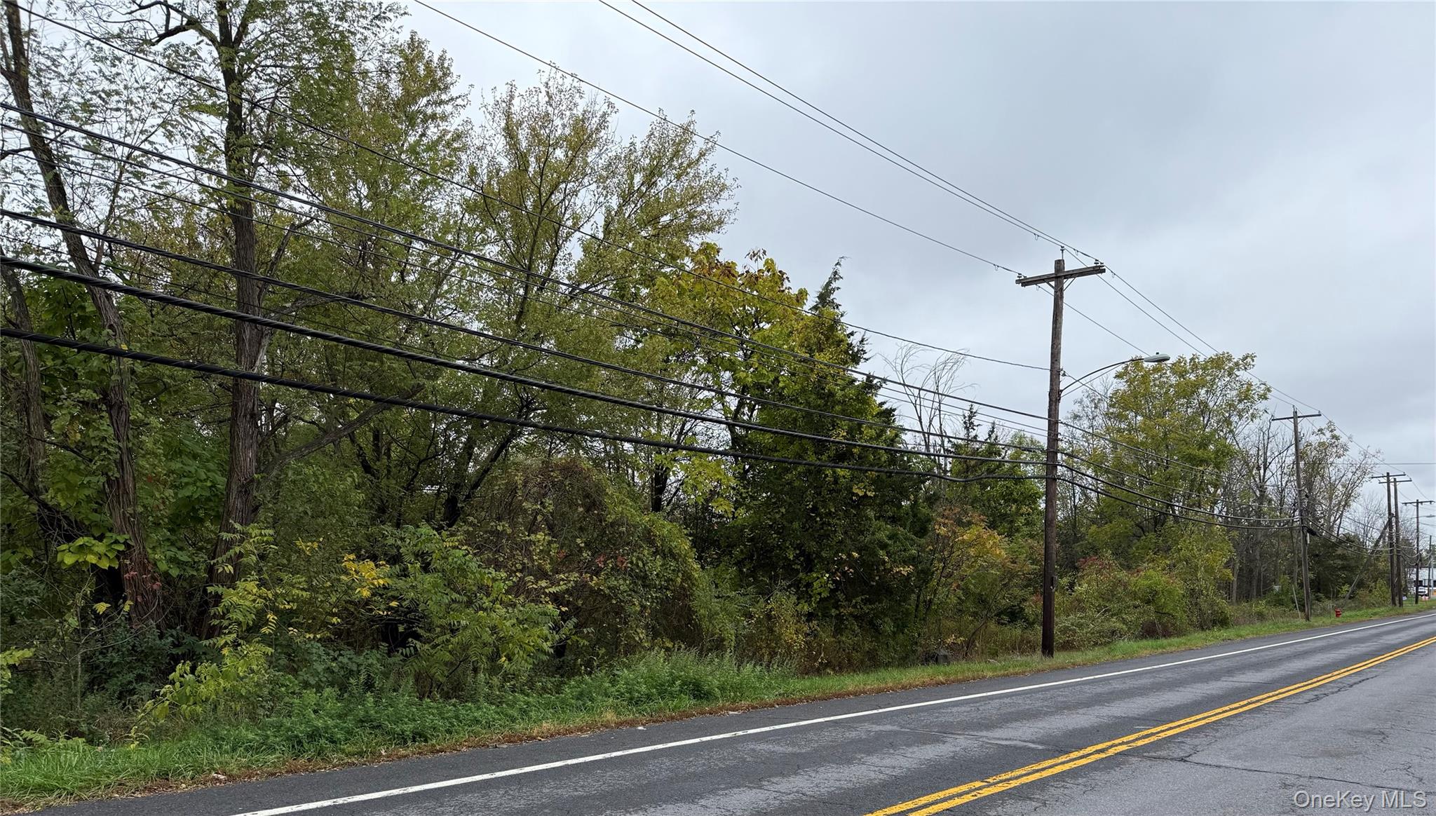 #7 photo, 6580 US Route 9, Hudson , NY 12534