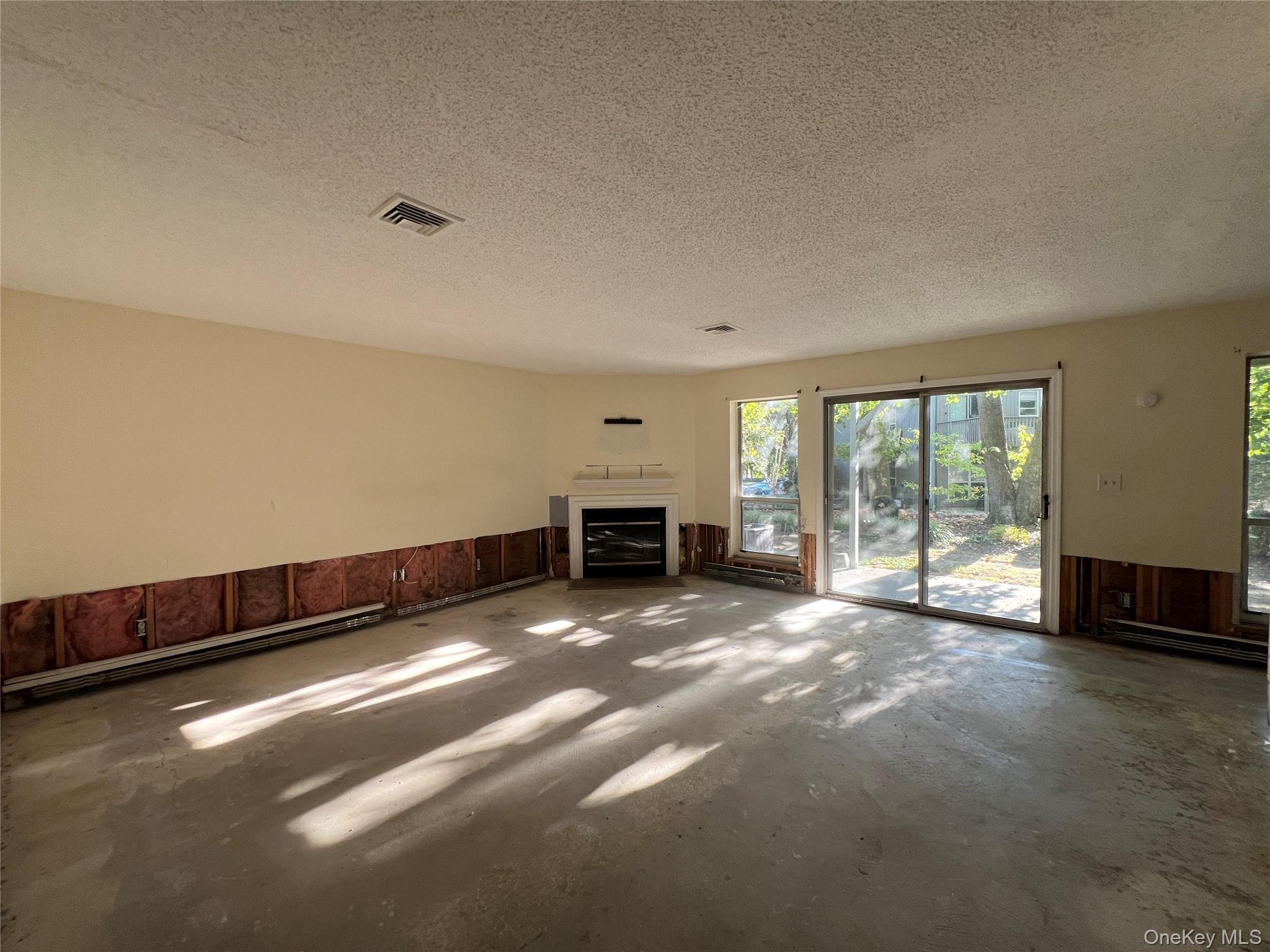 #5 photo, 31 Bleakley Drive, Peekskill , NY 10566