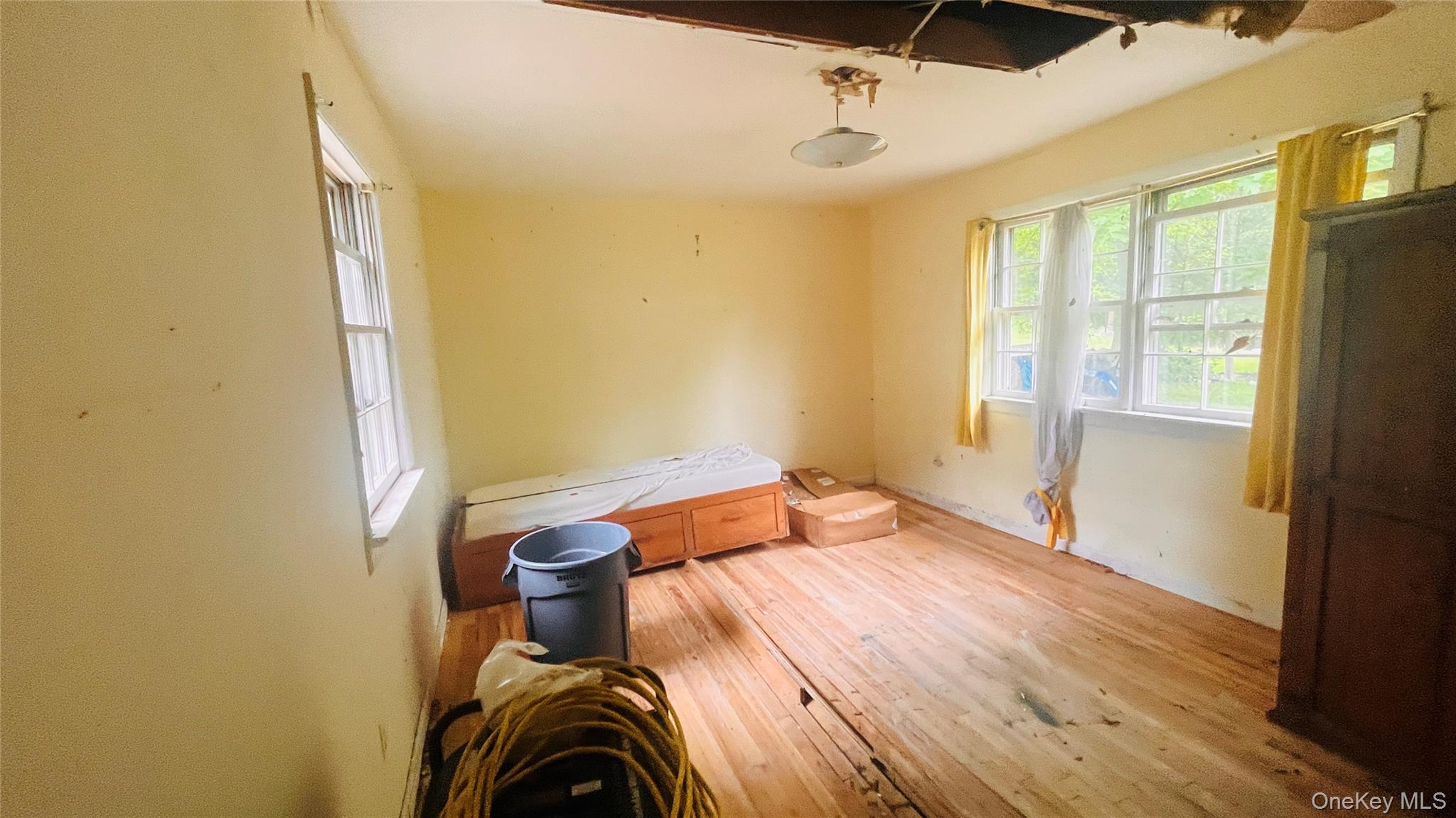 #14 photo, 33 Baron De Hirsch Road, Crompond , NY 10517