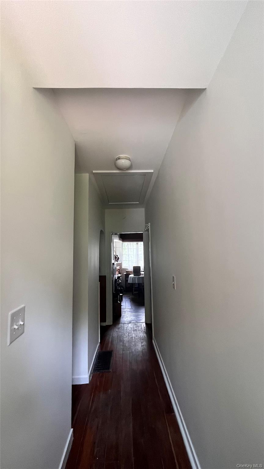 #18 photo, 33 Baron De Hirsch Road, Crompond , NY 10517