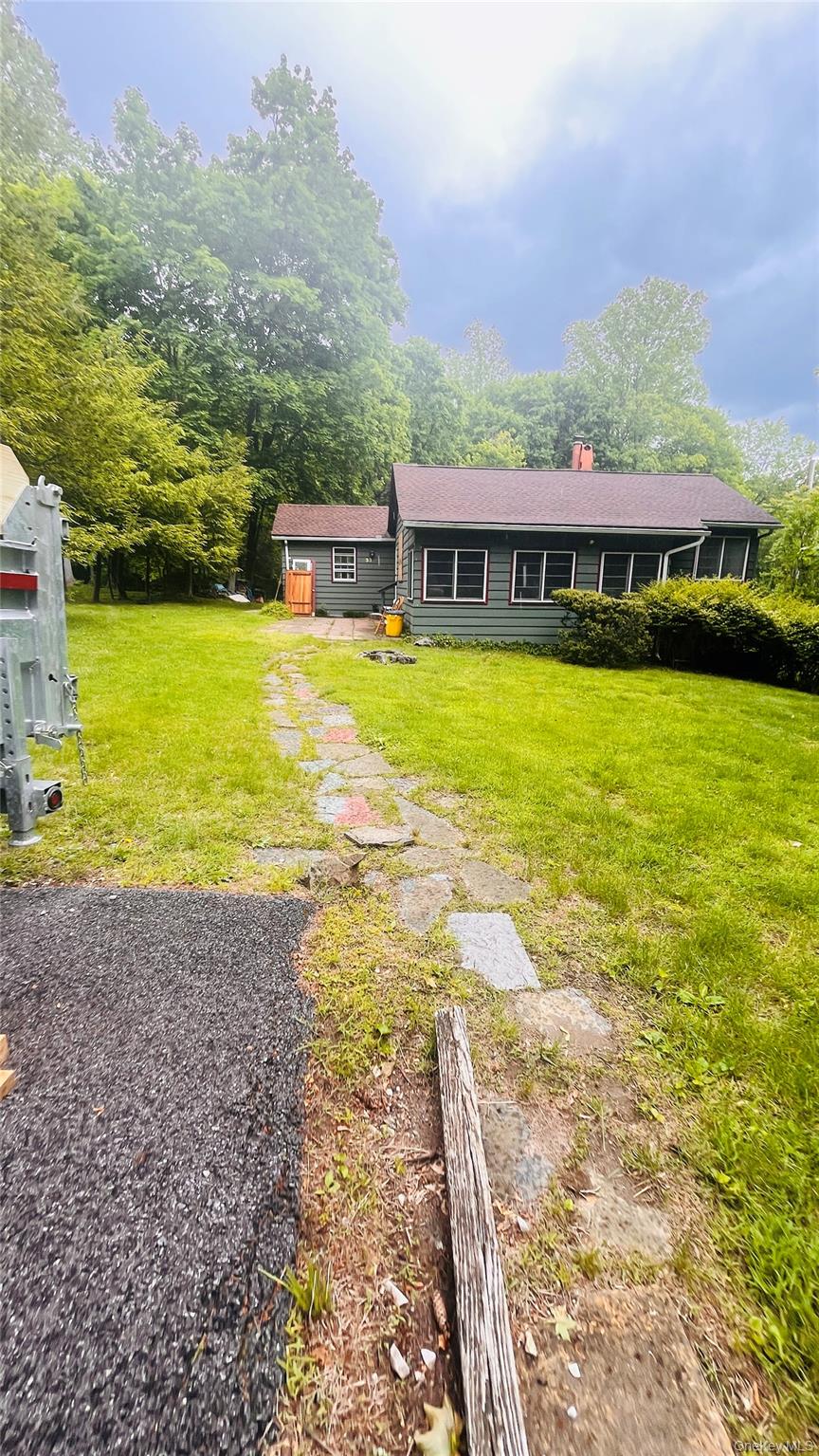 #8 photo, 33 Baron De Hirsch Road, Crompond , NY 10517