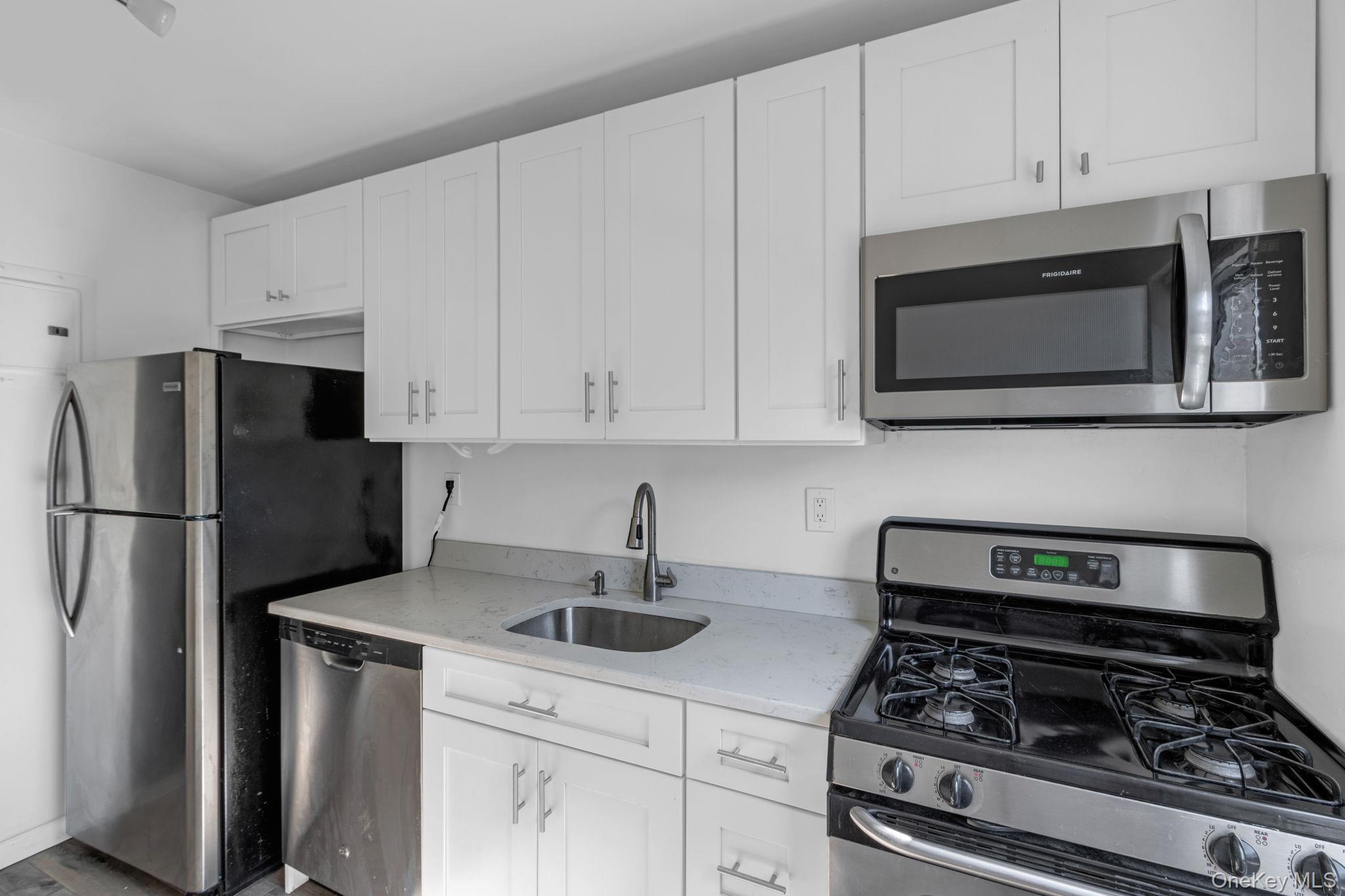 #13 photo, 480 Tuckahoe Road, Yonkers , NY 10710