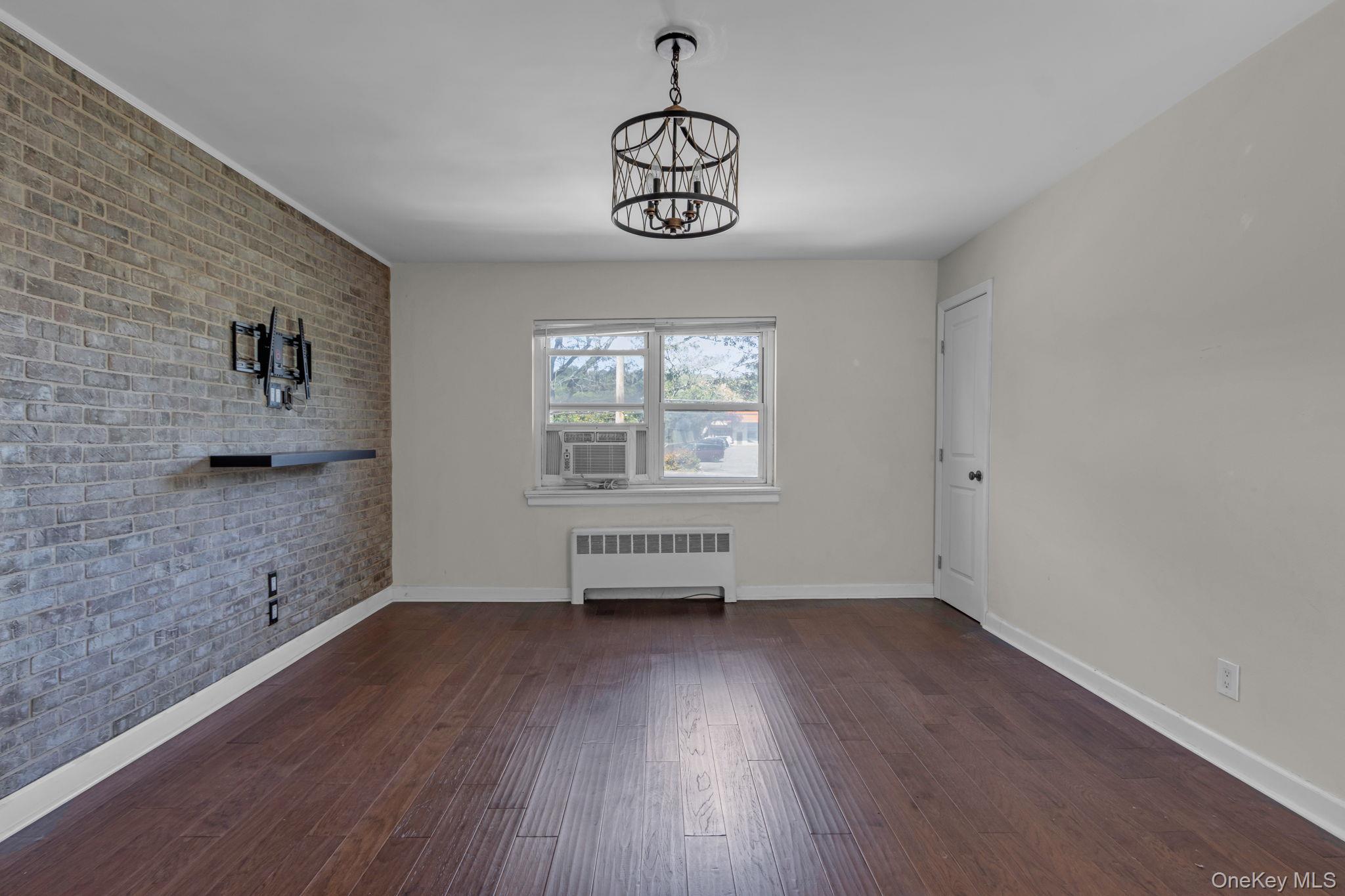 #5 photo, 480 Tuckahoe Road, Yonkers , NY 10710