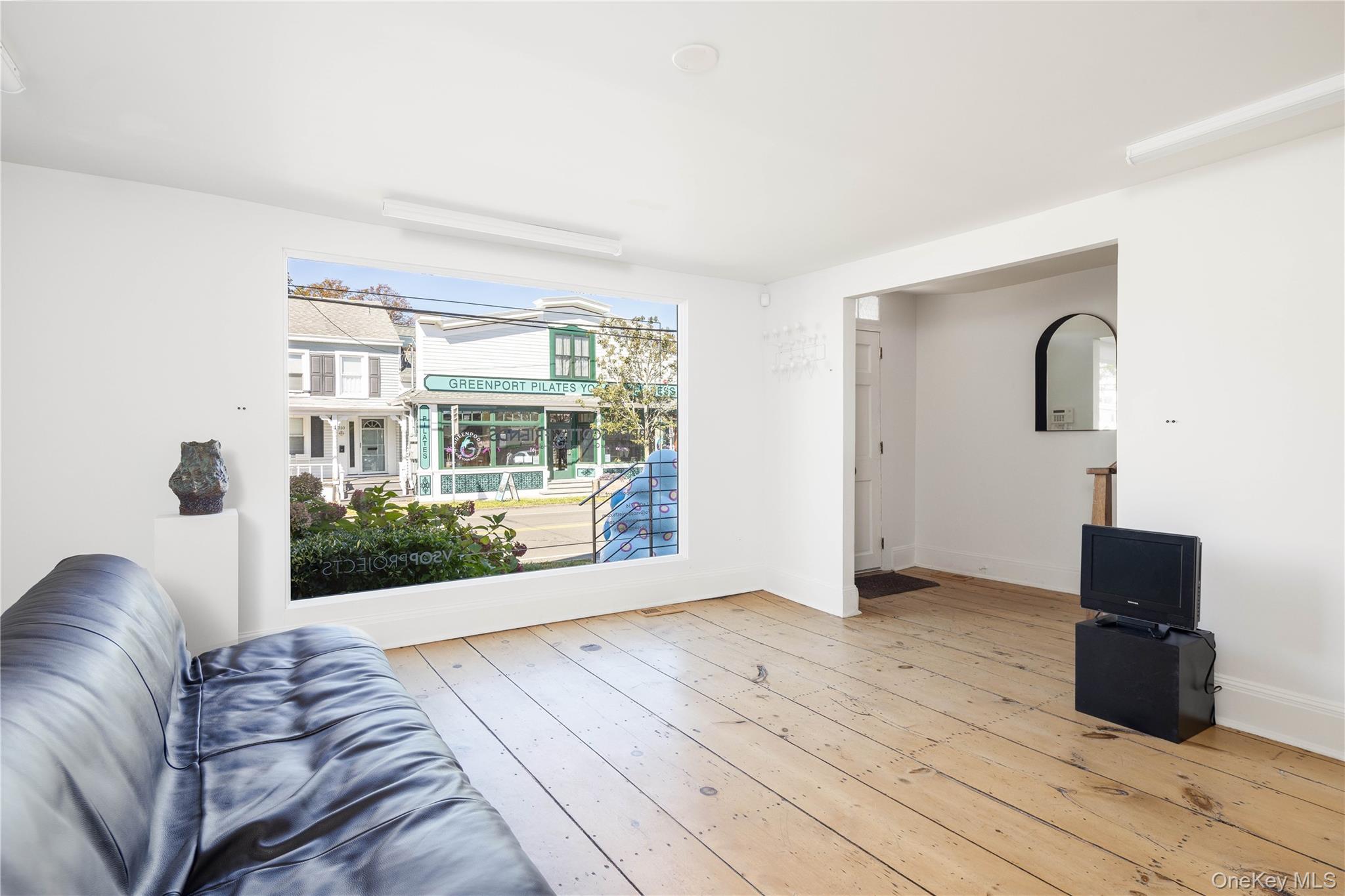 #8 photo, 311 Front Street, サフォーク郡 Greenport , NY 11944