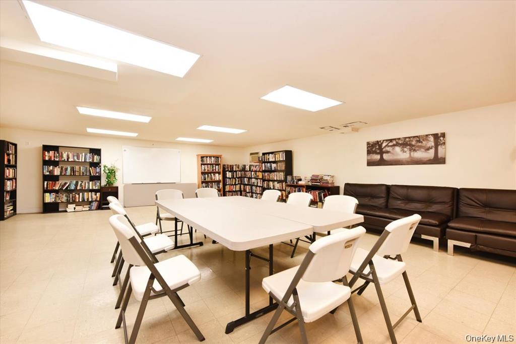 #19 photo, 320 East Shore Road, ナッソー郡 Great Neck , NY 11023