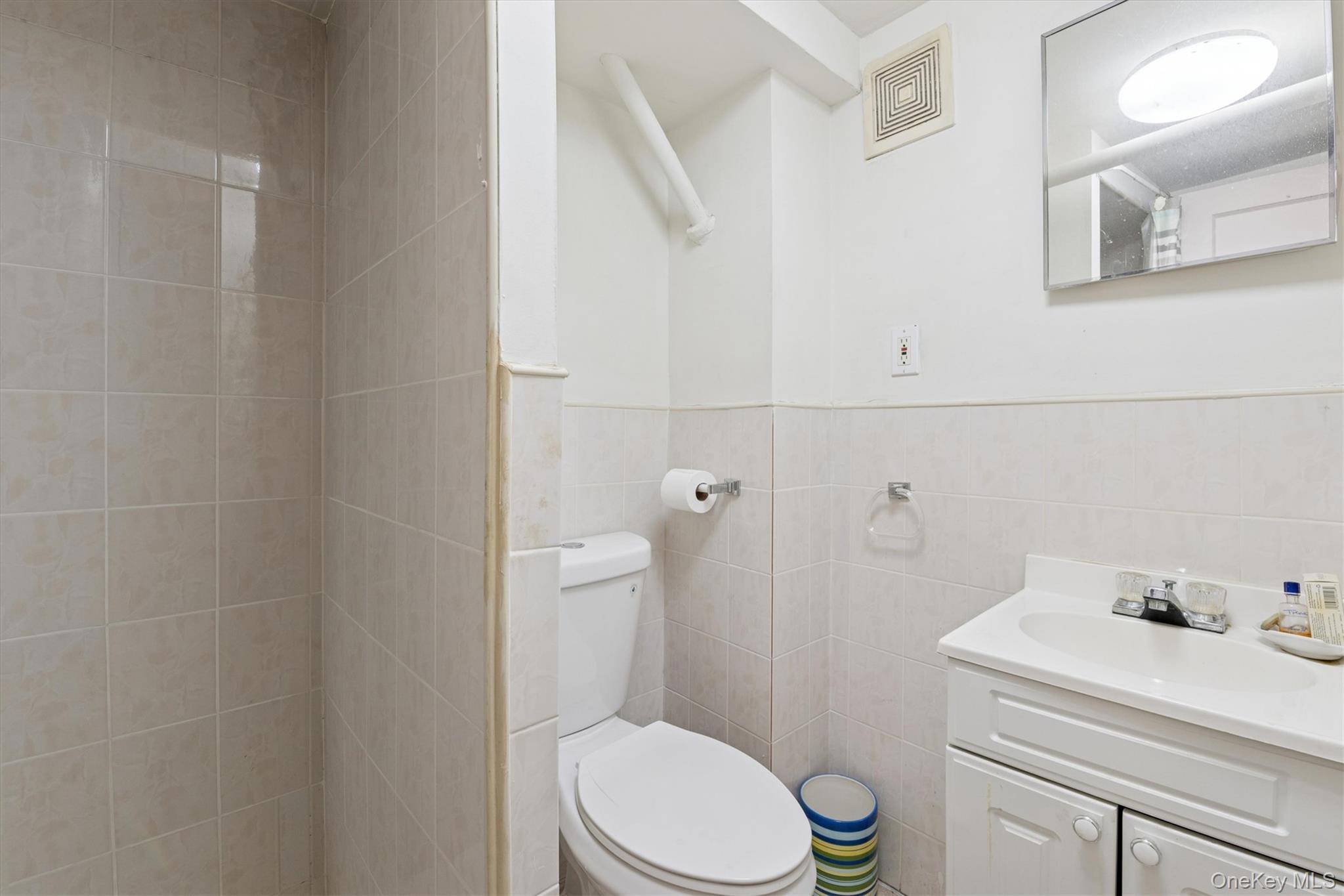 #18 photo, 18015 Dalny Road, クイーンズ区 Jamaica Estates , NY 11432