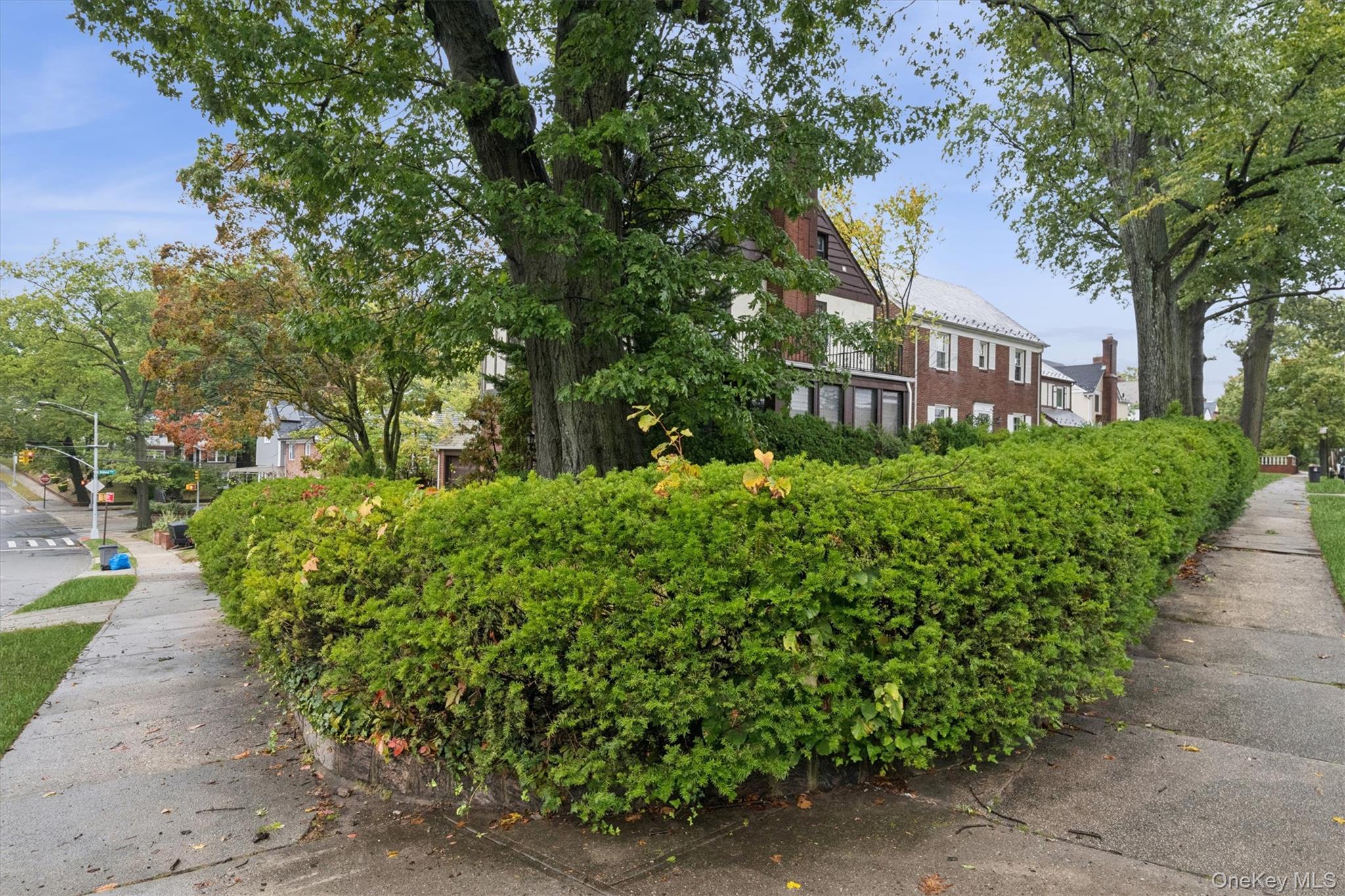 #4 photo, 18015 Dalny Road, クイーンズ区 Jamaica Estates , NY 11432