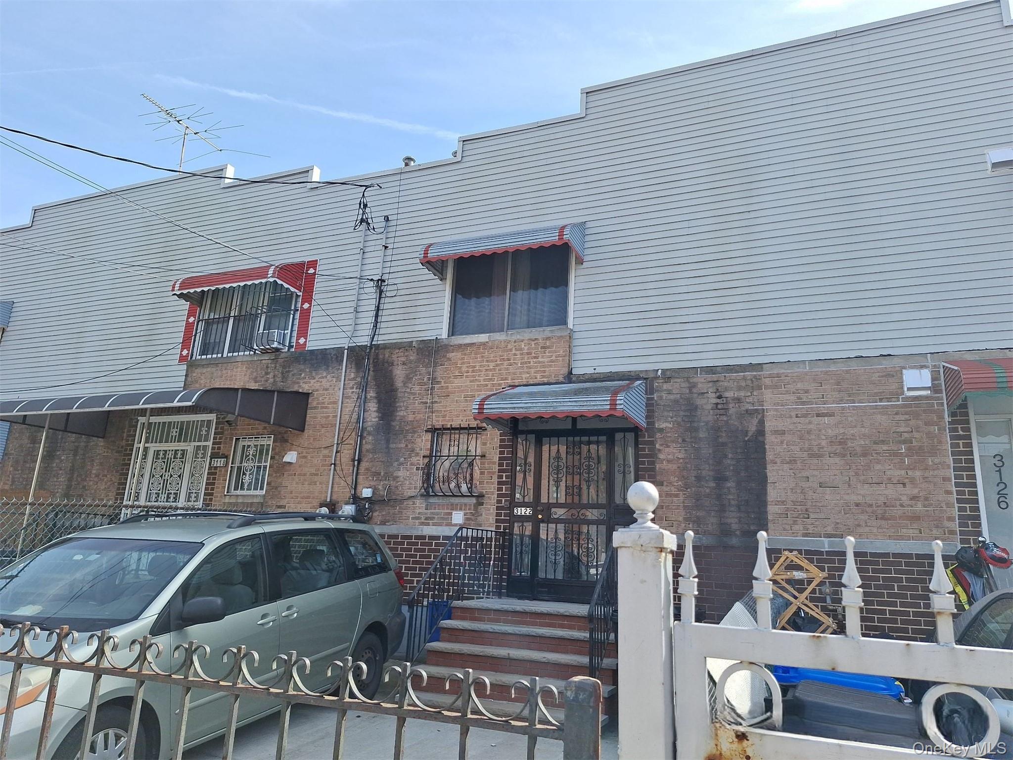 #2 photo, 31-22 Neptune Avenue, ブルックリン区 Brooklyn , NY 11224