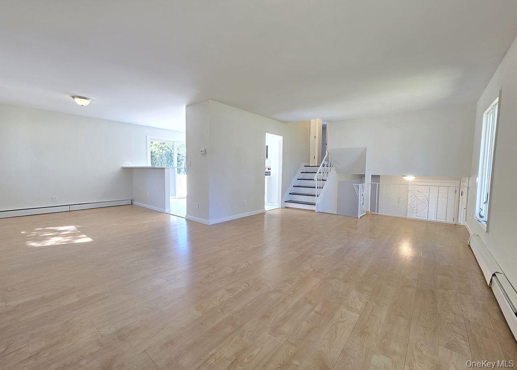 #14 photo, 76 Skylark Drive, サフォーク郡 Holtsville , NY 11742