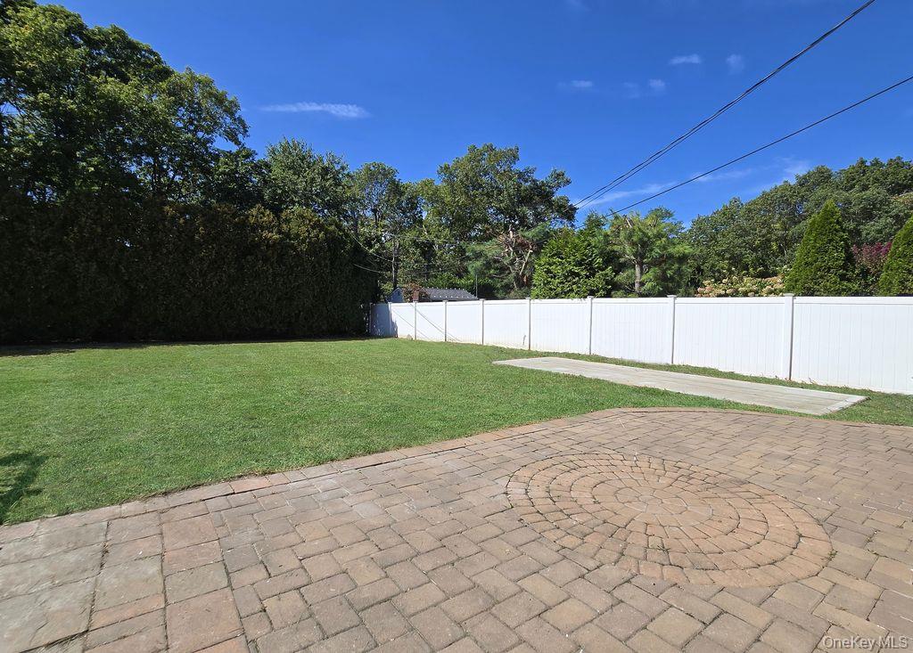 #15 photo, 76 Skylark Drive, サフォーク郡 Holtsville , NY 11742