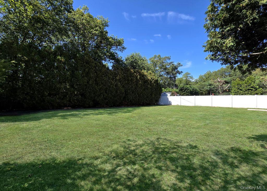 #16 photo, 76 Skylark Drive, サフォーク郡 Holtsville , NY 11742