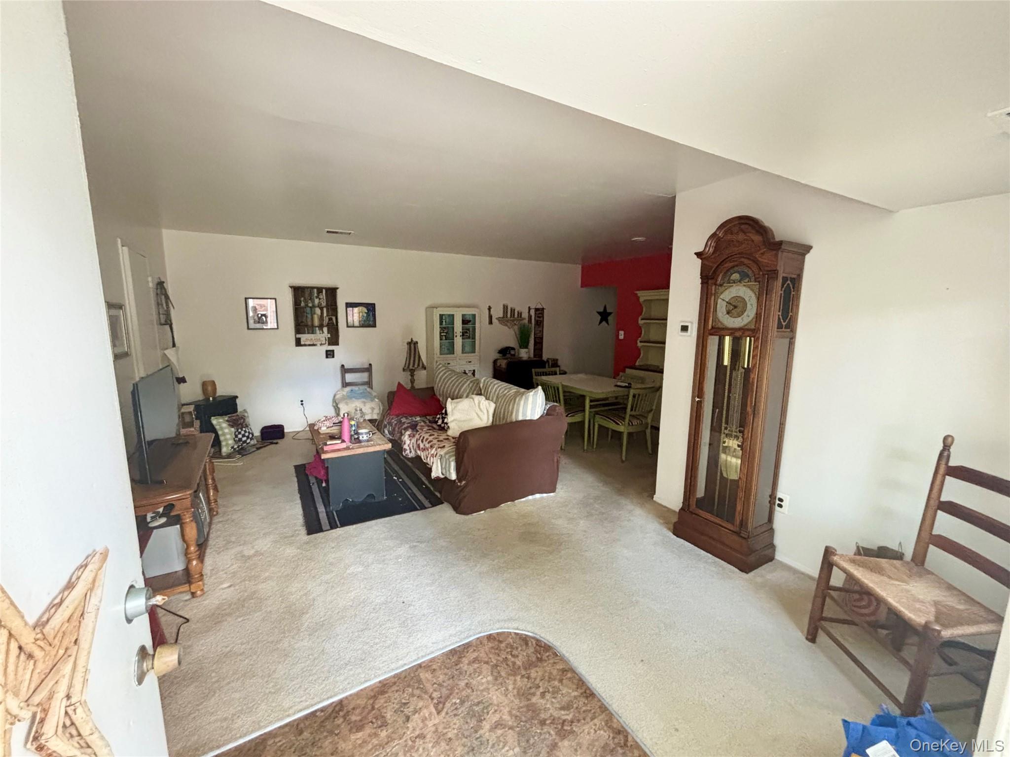 #6 photo, 25 Cheyenne Court, サフォーク郡 Coram , NY 11727