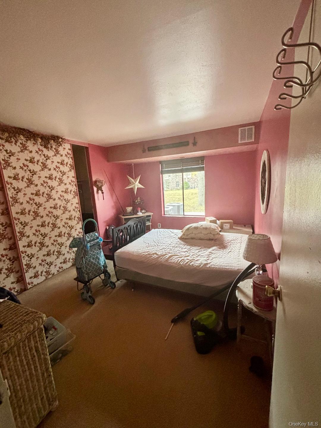 #7 photo, 25 Cheyenne Court, サフォーク郡 Coram , NY 11727