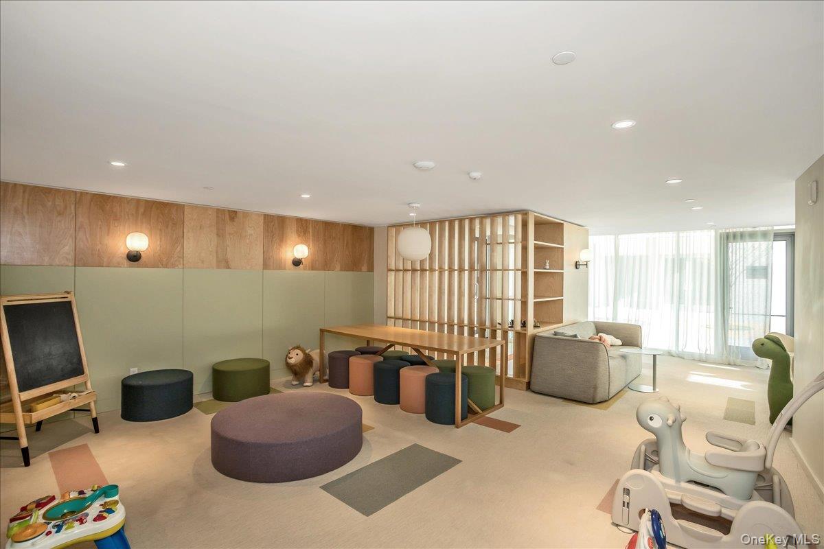 #5 photo, 133-36 37th Avenue, クイーンズ区 Flushing , NY 11354