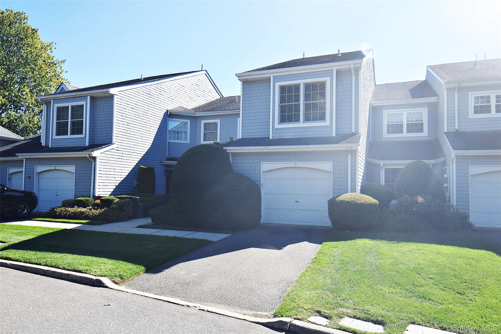 #2 photo, 3 Lakebridge Drive, サフォーク郡 Kings Park , NY 11754