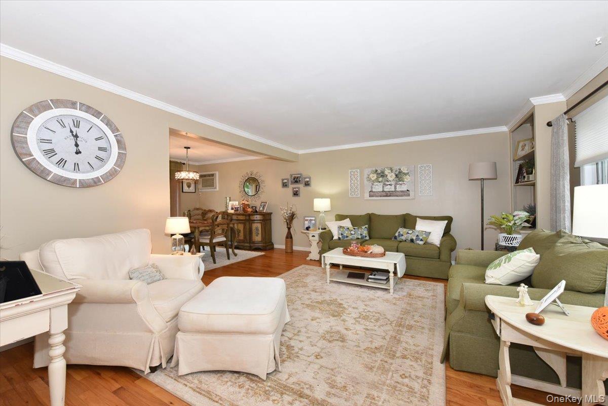 #6 photo, 33 Ford Drive, ナッソー郡 Massapequa , NY 11758