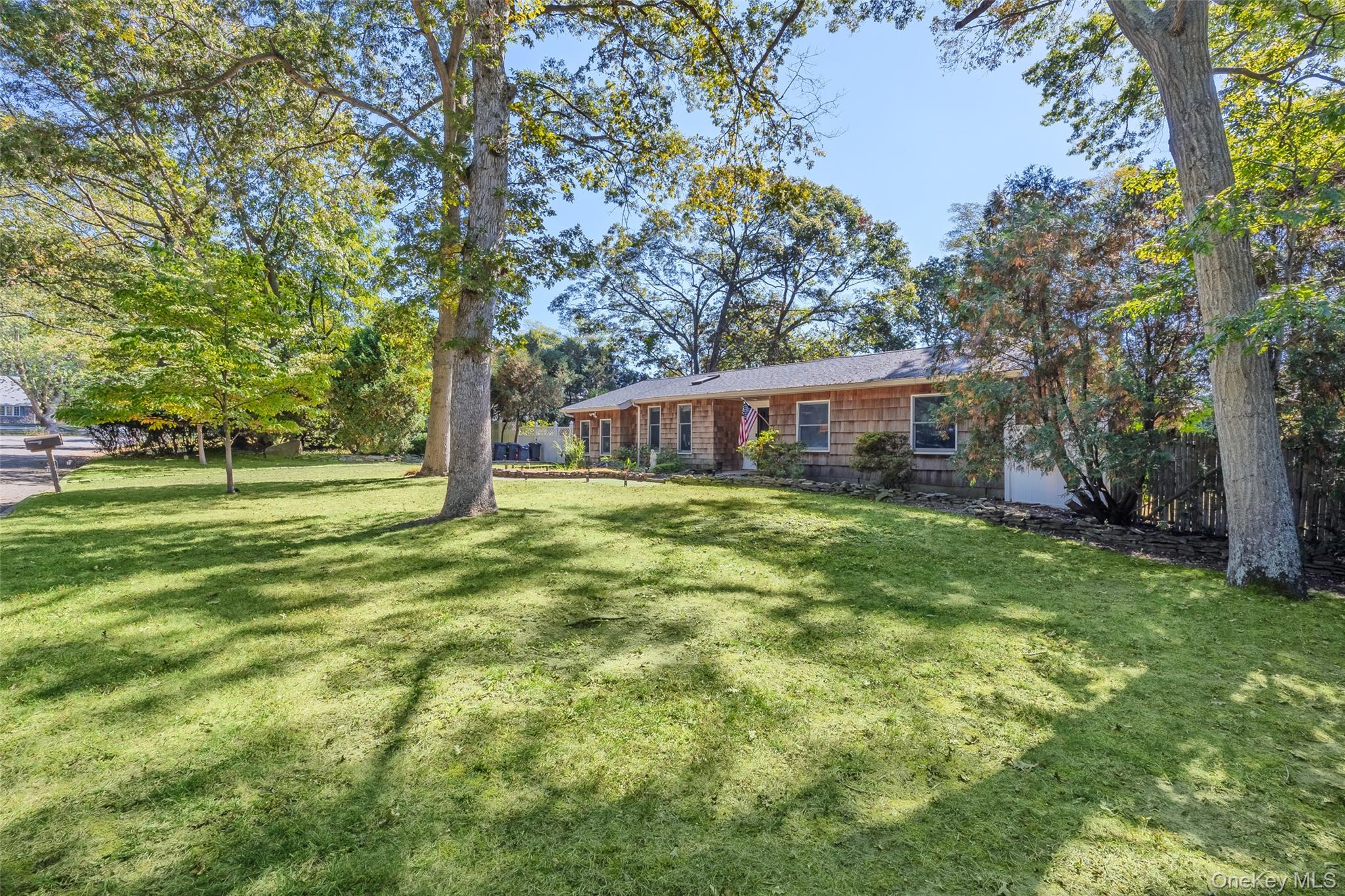 #3 photo, 4 Model Court, サフォーク郡 Rocky Point , NY 11778