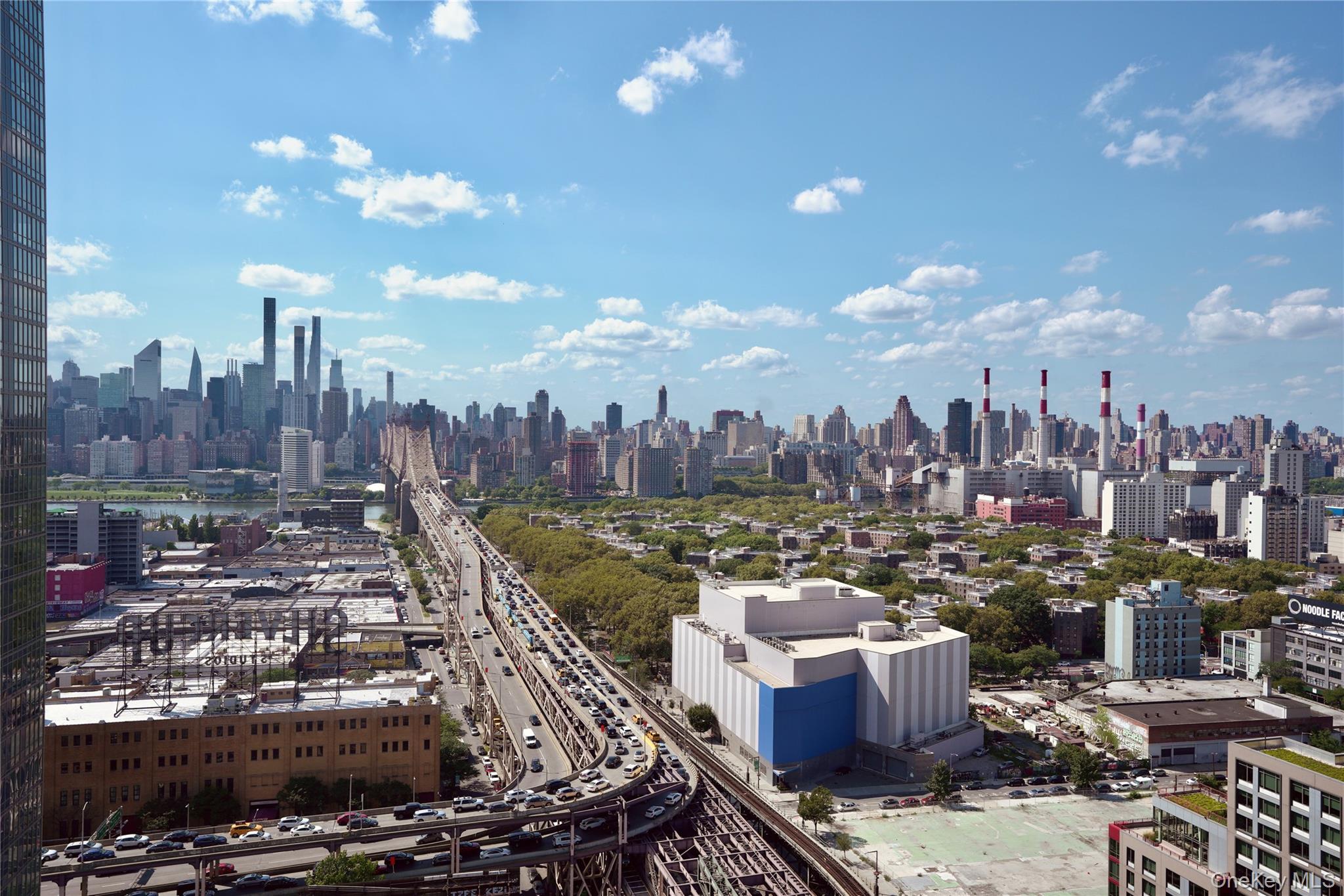 #12 photo, 2416 Queens Plaza, クイーンズ区 Long Island City , NY 11101