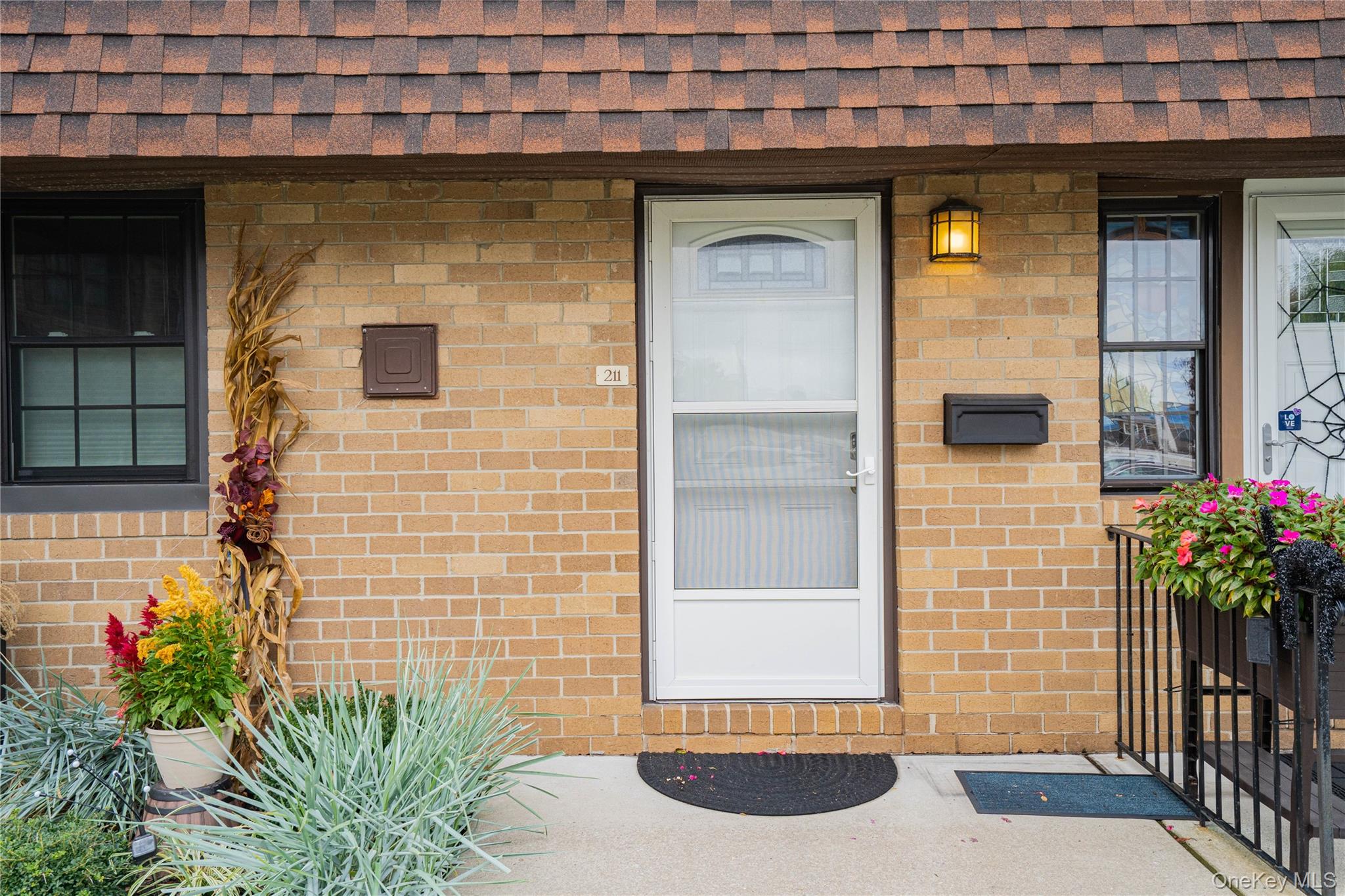 #6 photo, 211 Mariners Way, サフォーク郡 Copiague , NY 11726