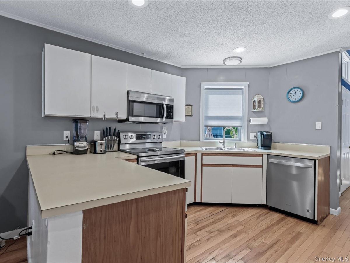 #7 photo, 2 Limetree Drive, サフォーク郡 Manorville , NY 11949